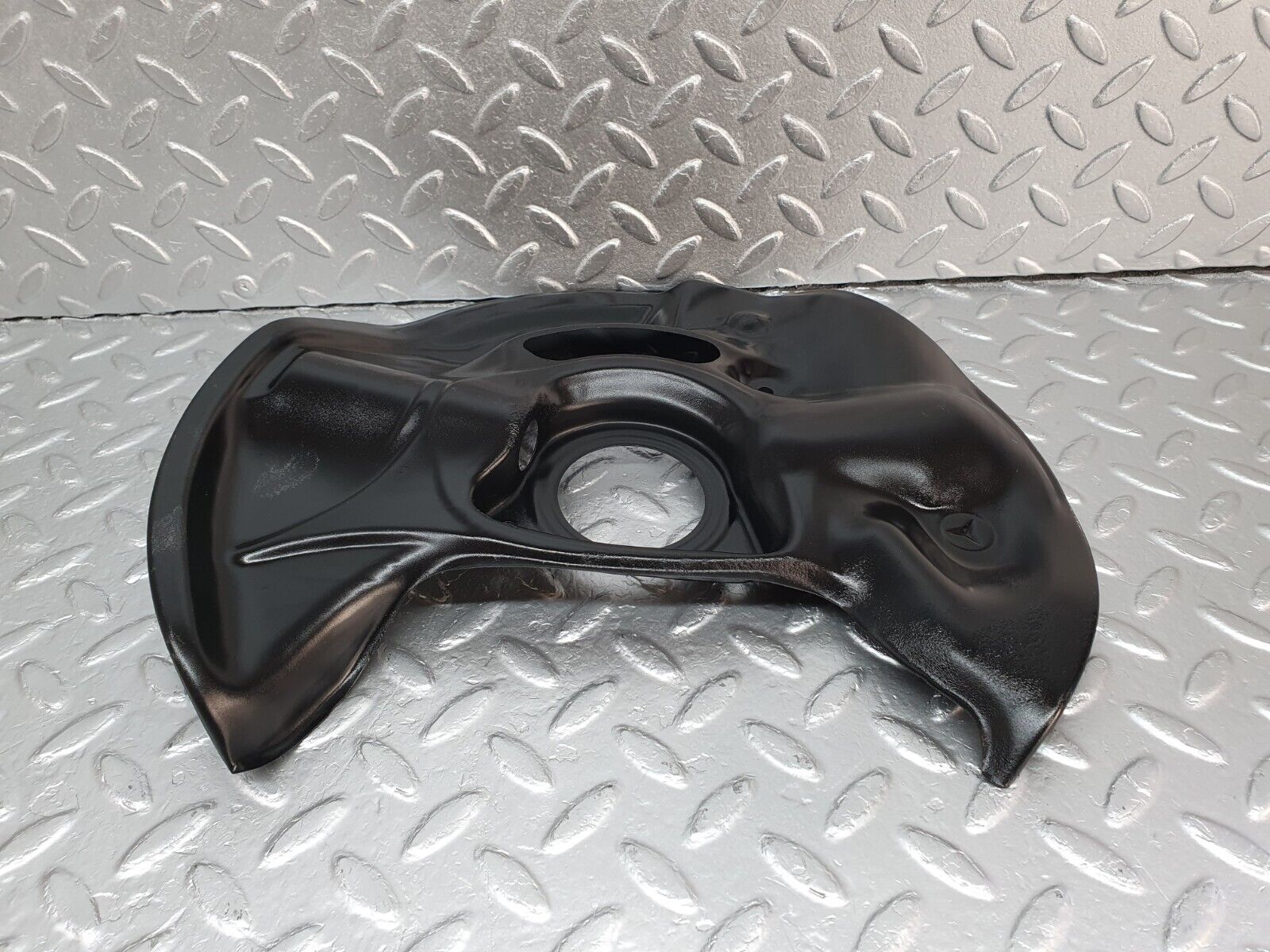 41894 Mercedes-Benz W202 C200 Front Left Brake Disc Protection Plate