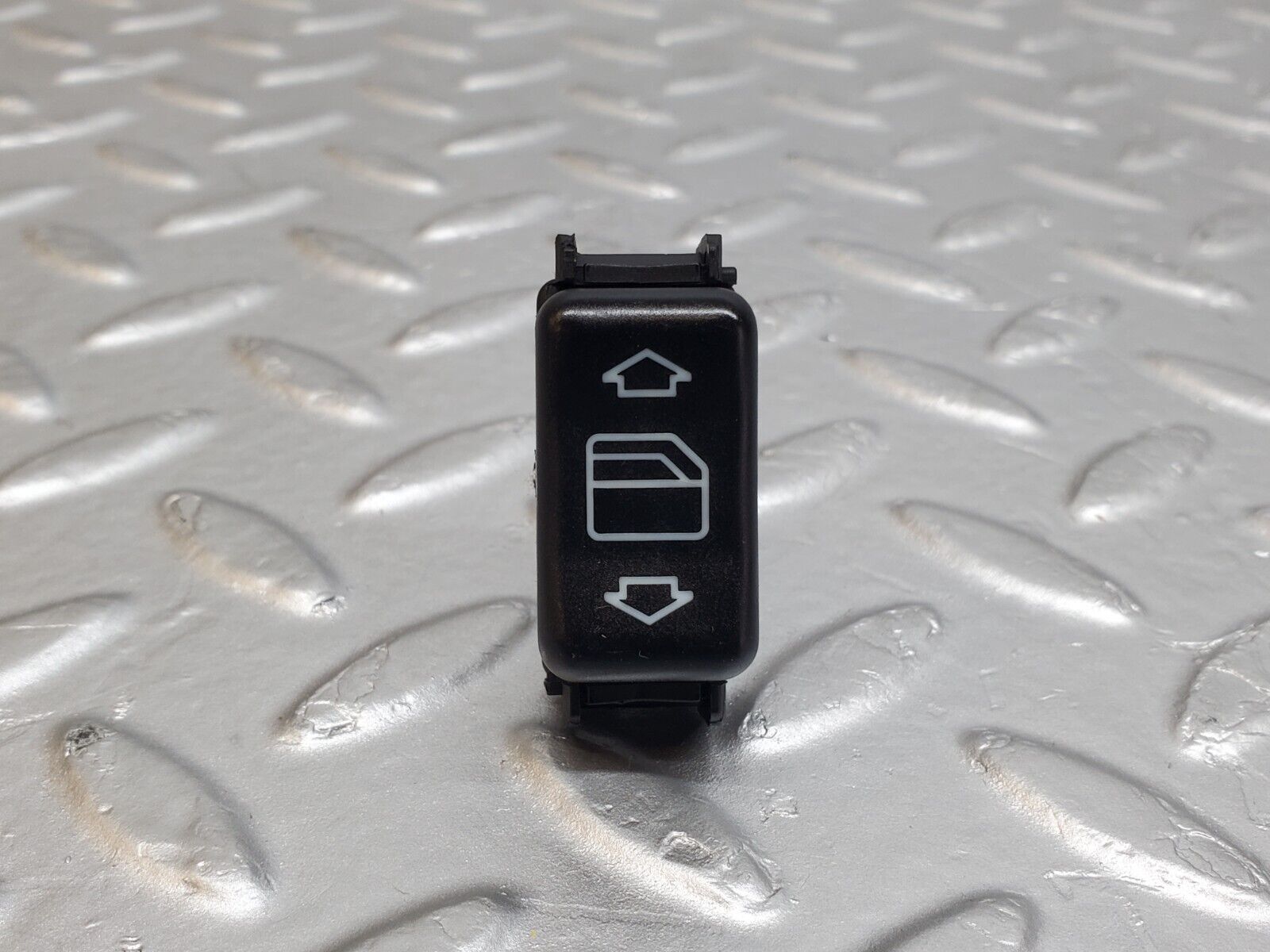 44714 Mercedes-Benz W124 220E Electric Window Switch Right Side 1248209410