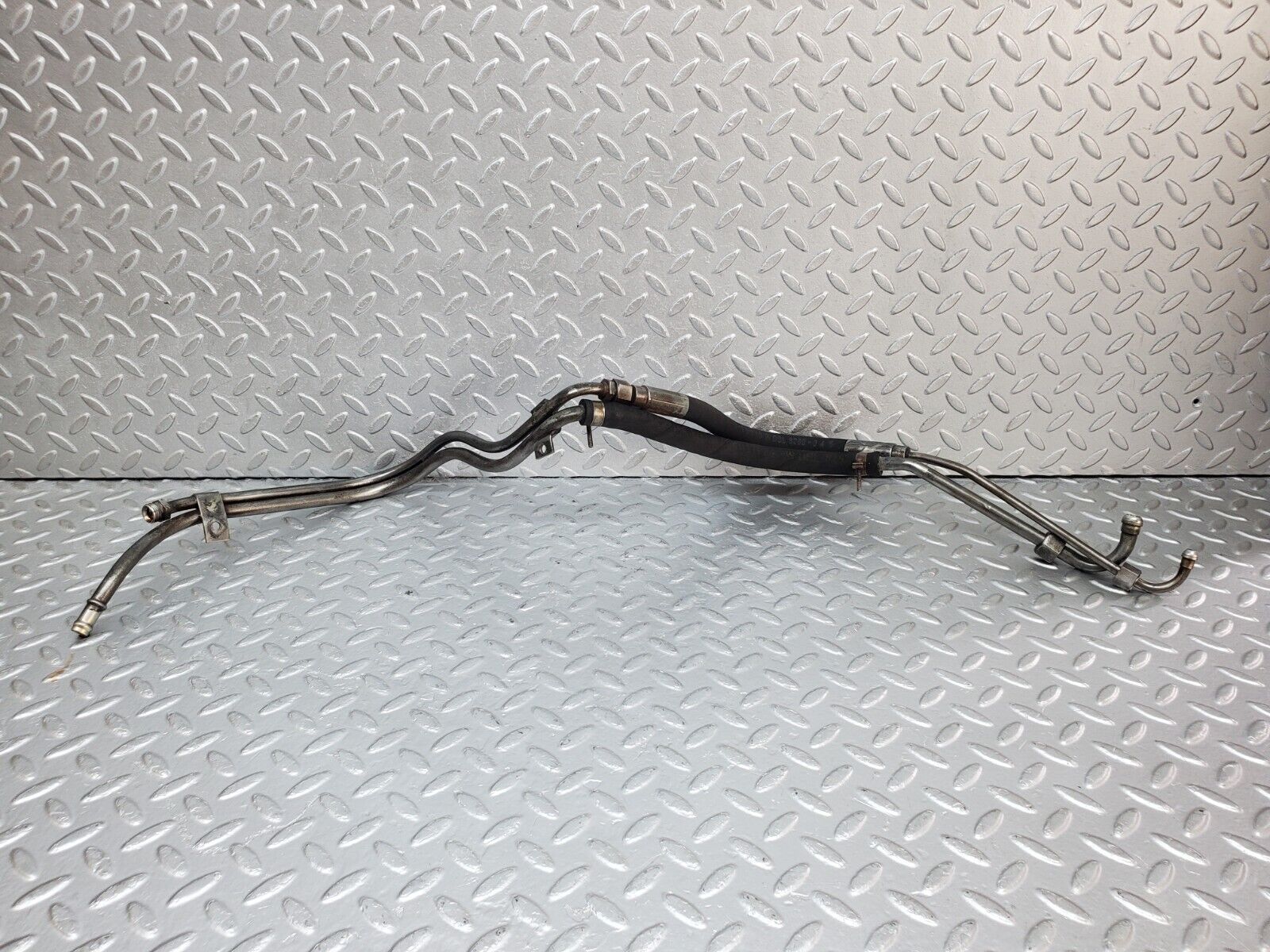 44513 Mercedes-Benz W123 280E Power Steering Oil Pipe Hose