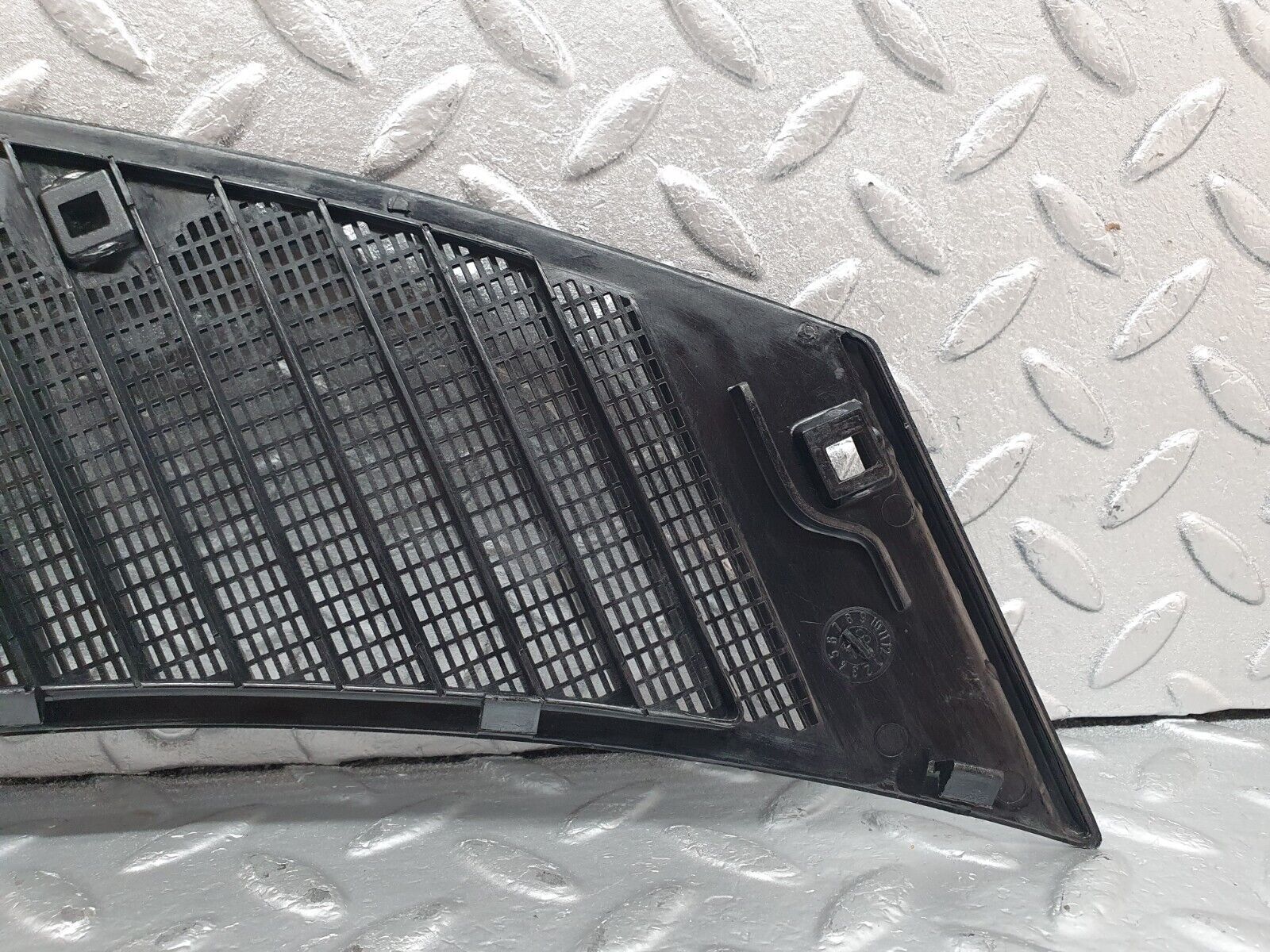 43902 Mercedes-Benz C123 230CE Coupe Air Intake Grill Left Side 1238362965