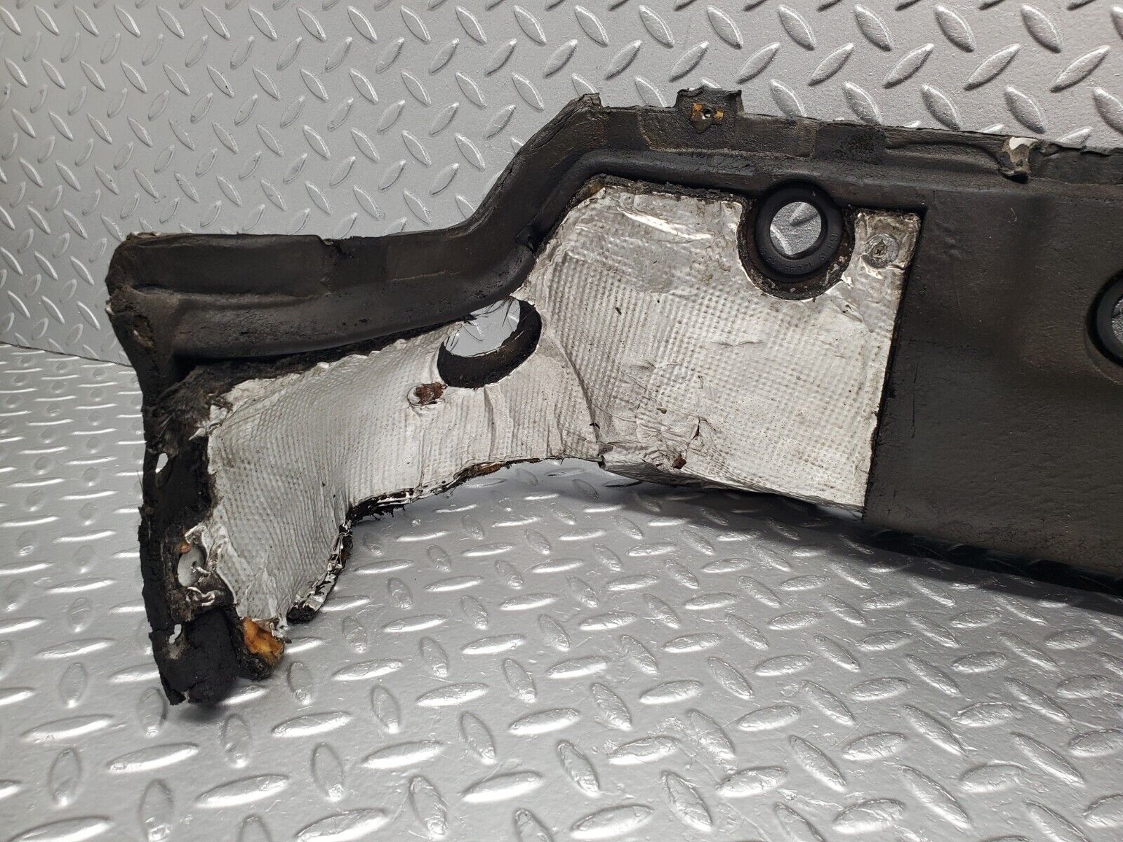 46017 Mercedes-Benz W126 420SE Firewall Heat Shield