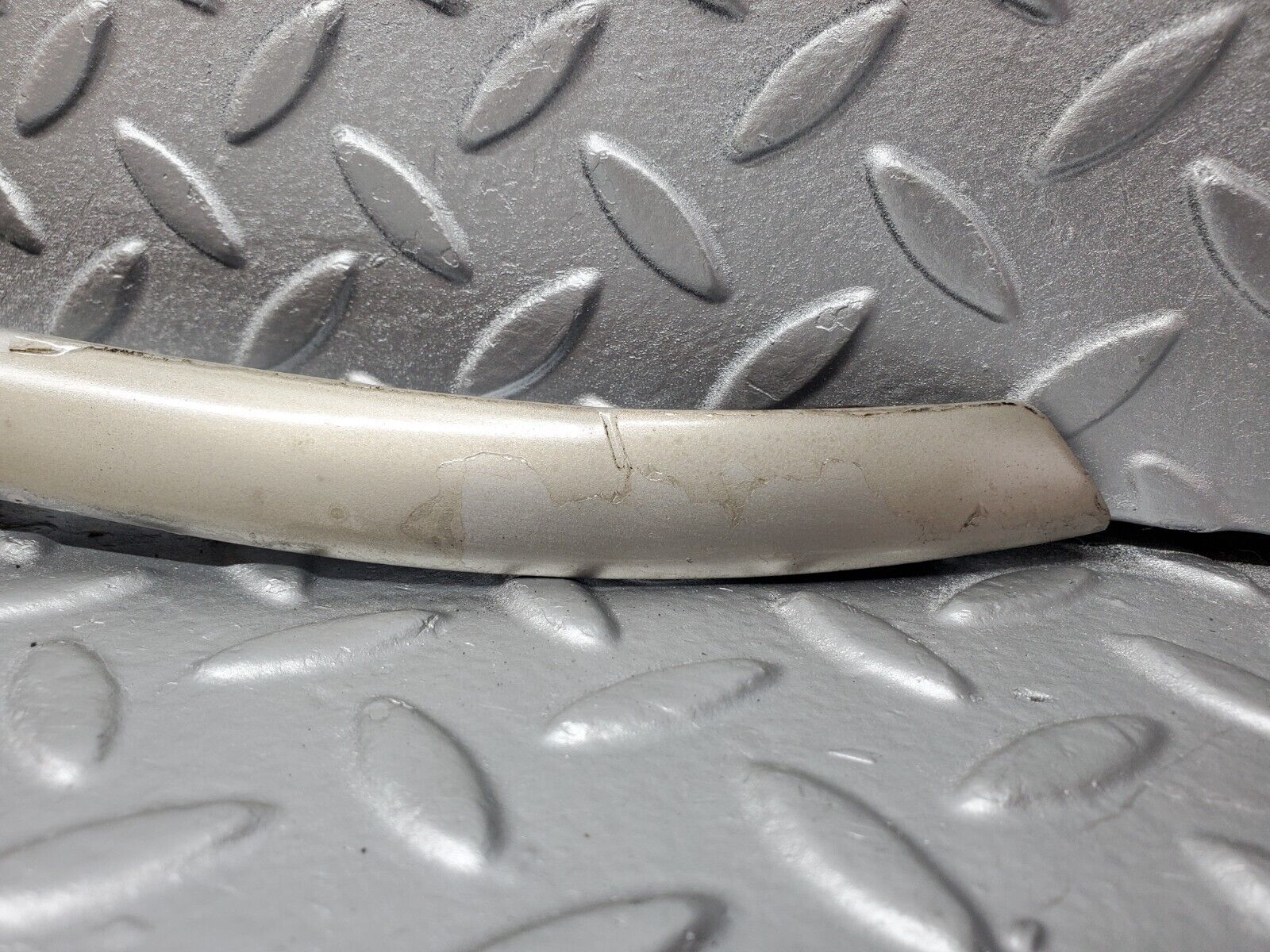 45806 Mercedes-Benz W126 420SE A Pillar Exterior Trim Right Side 1266981698