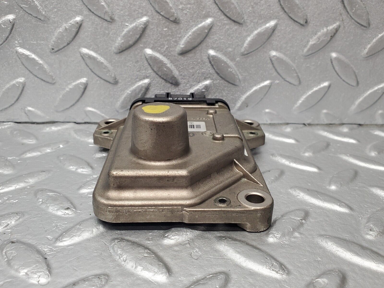 46785 Mercedes-Benz R129 320SL Coupe ESP Turn Rate Sensor 0005426518 0265005200