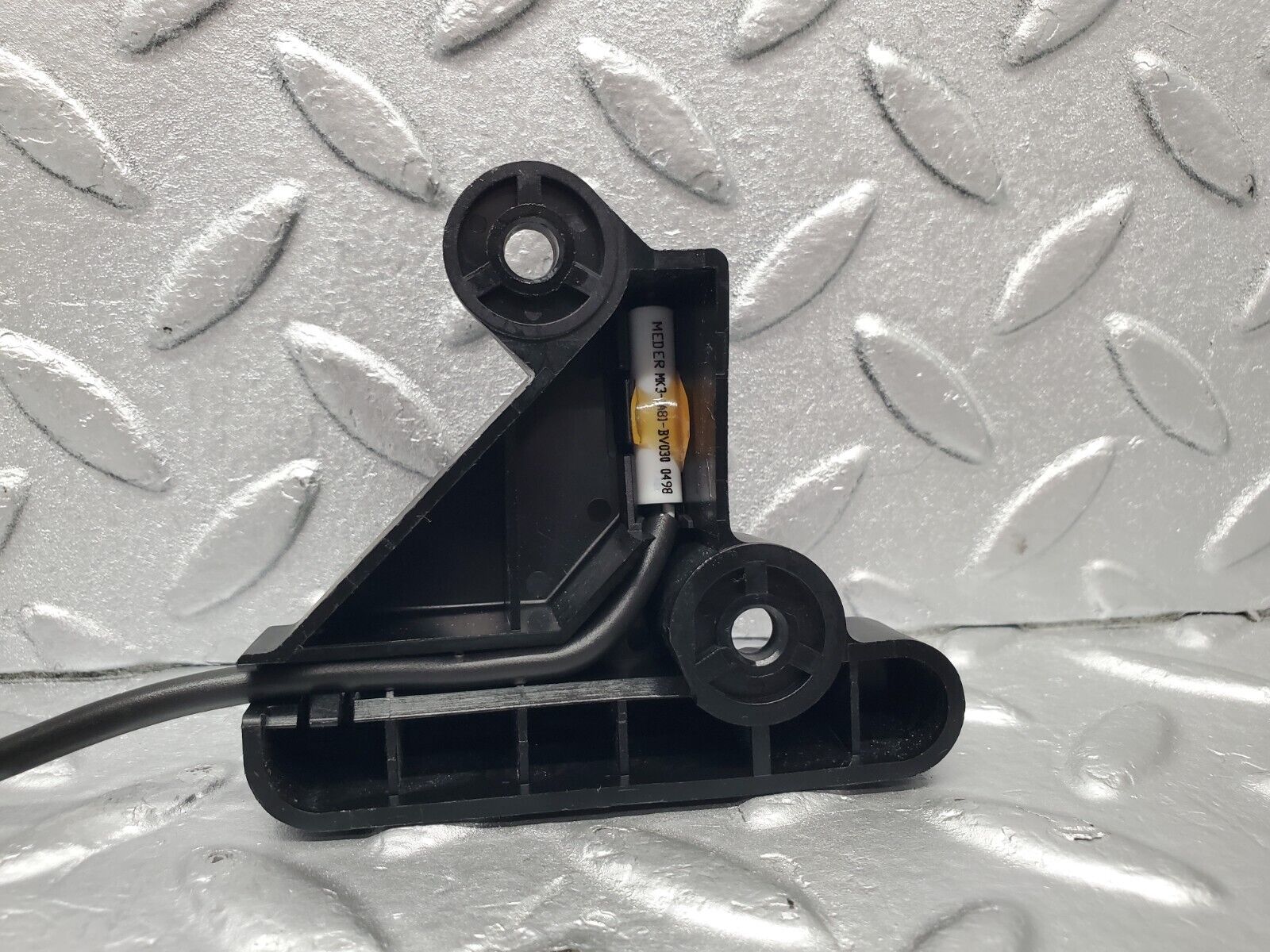 47004 Mercedes-Benz R129 320SL Coupe Roof Position Switch Left Side 1298214051