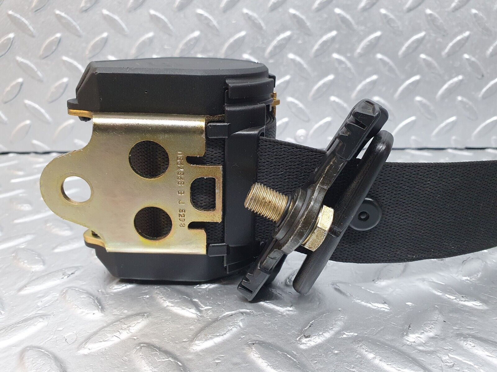 41984 Mercedes-Benz W202 C200 Rear Seat Belt Set With Buckles 2028600586 2028609269