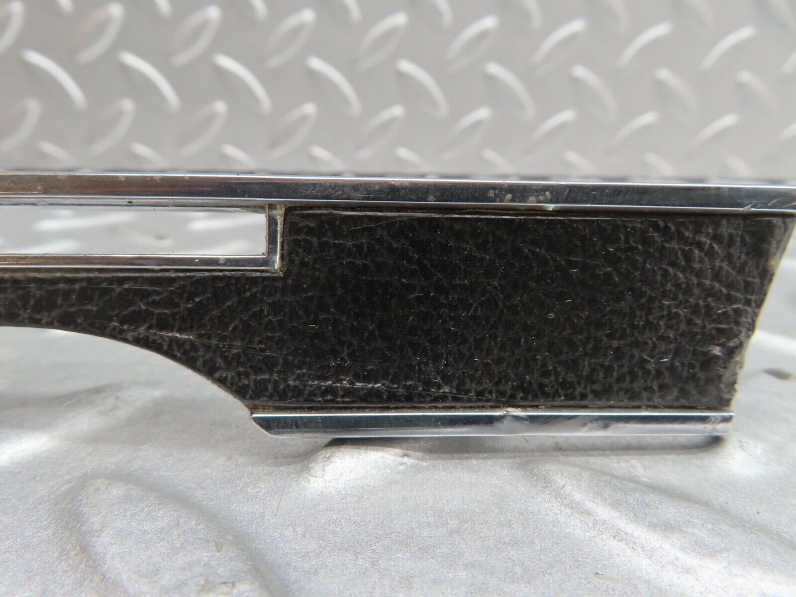 13809 Mercedes-Benz R107 450SL Dashboard Trim Right Side 1076891671