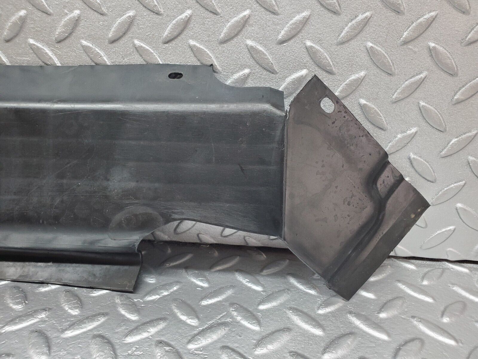 45197 Mercedes-Benz R129 300SL Coupe Radiator Bottom Cover 1295050088