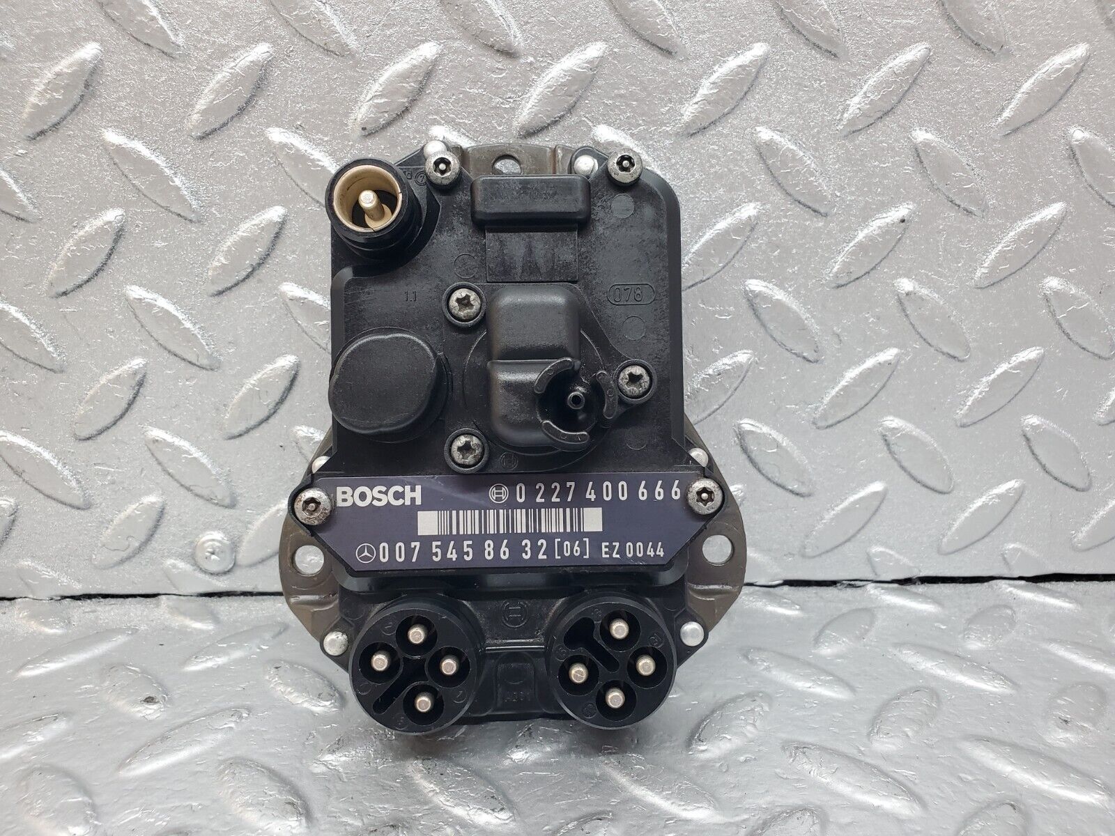 45212 Mercedes-Benz R129 300SL Coupe Ignition Control Unit Bosch 0075458632 0227400666