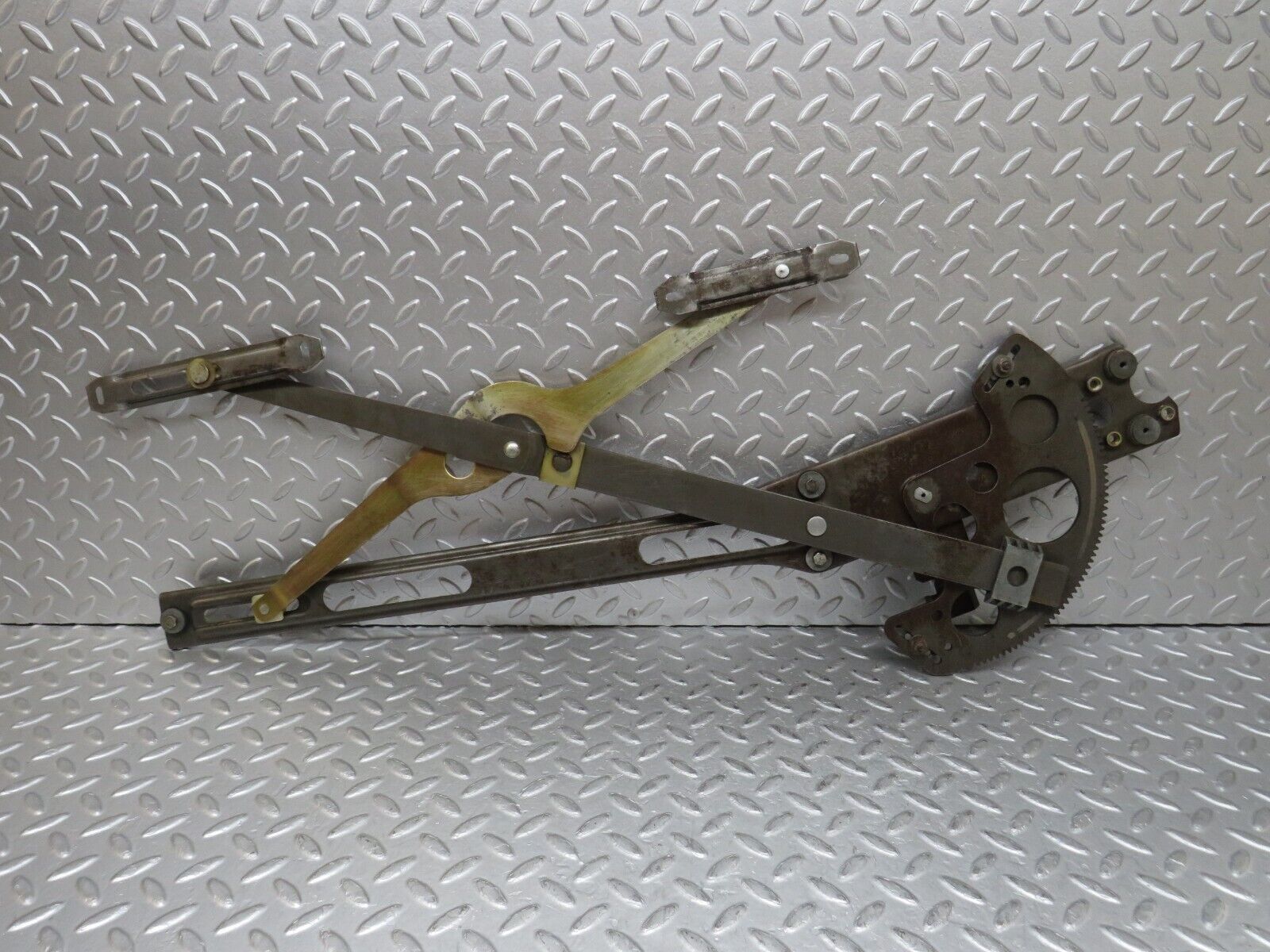 35502 Mercedes-Benz R107 280SL Front Right Power Window Regulator