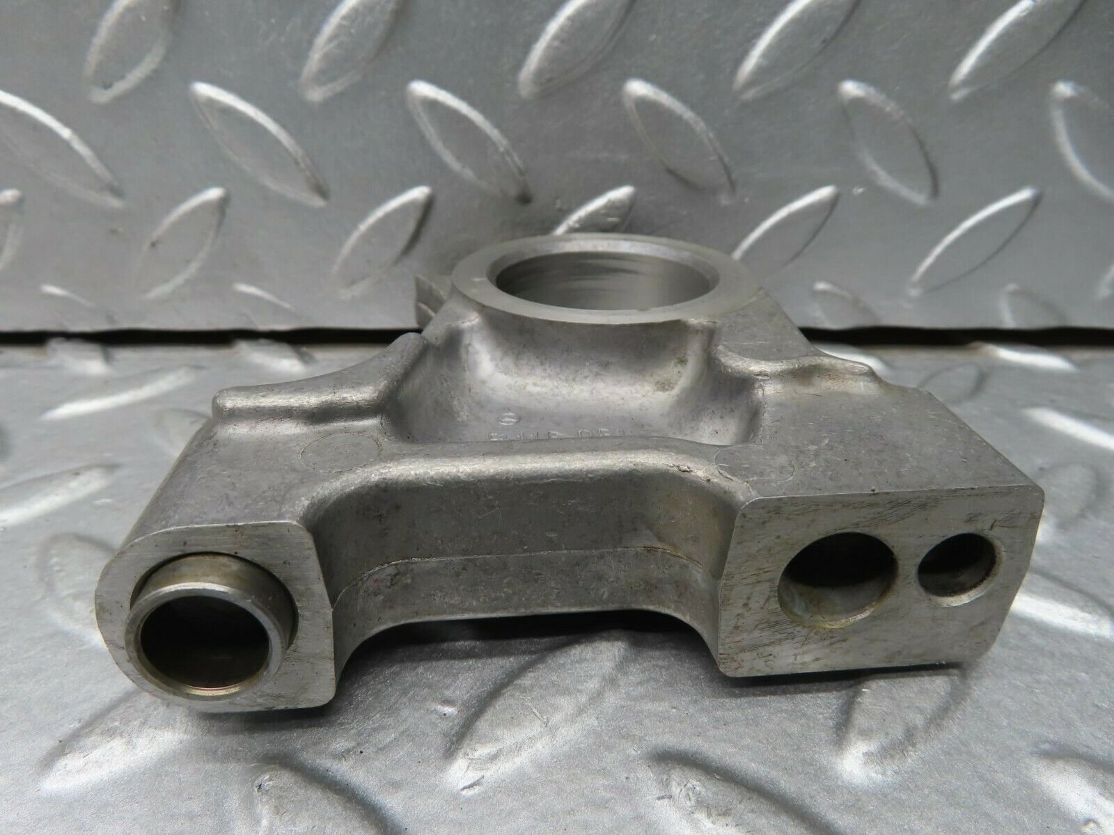 15640 Mercedes-Benz R107 450SL Camshaft Tower Bearing 1160513310