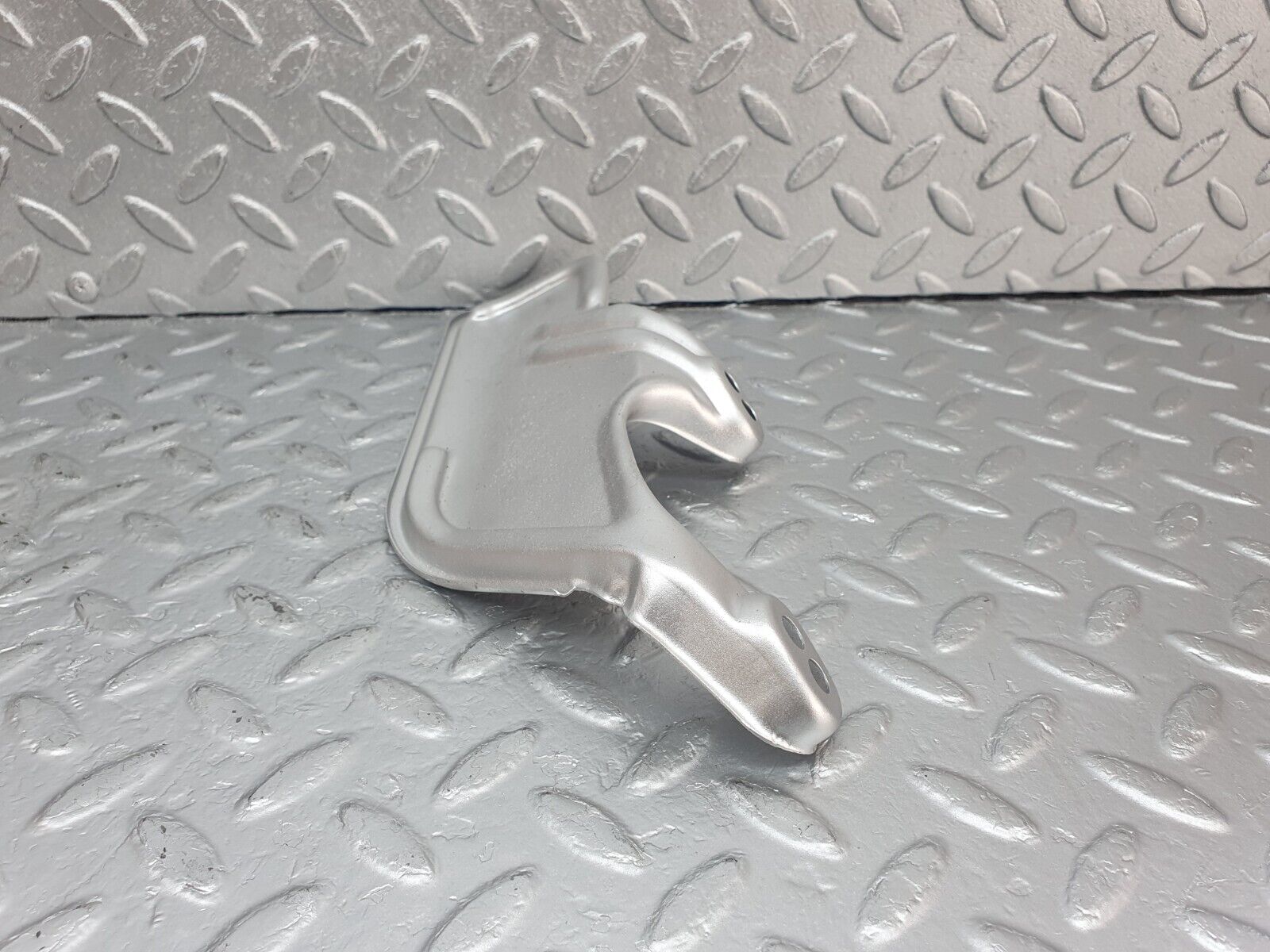 43672 Mercedes-Benz C126 380SEC Coupe Exhaust Heat Shield