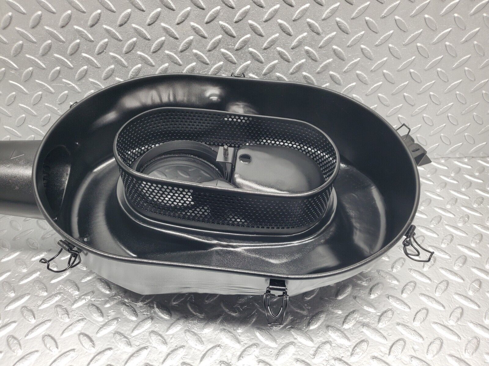 46364 Mercedes-Benz C123 280CE Coupe Air Filter Box Housing 0110949702 0010948904