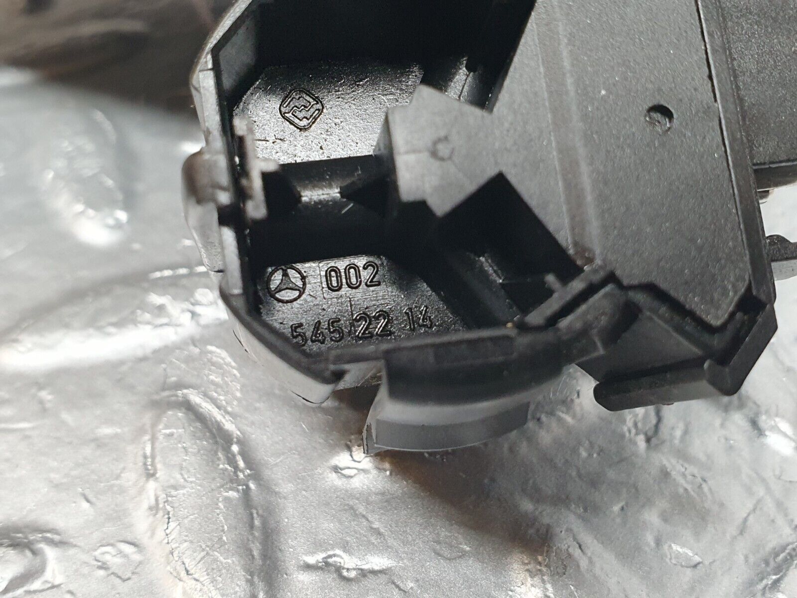 42170 Mercedes-Benz R129 320SL Coupe Kick Down Switch 0025452214