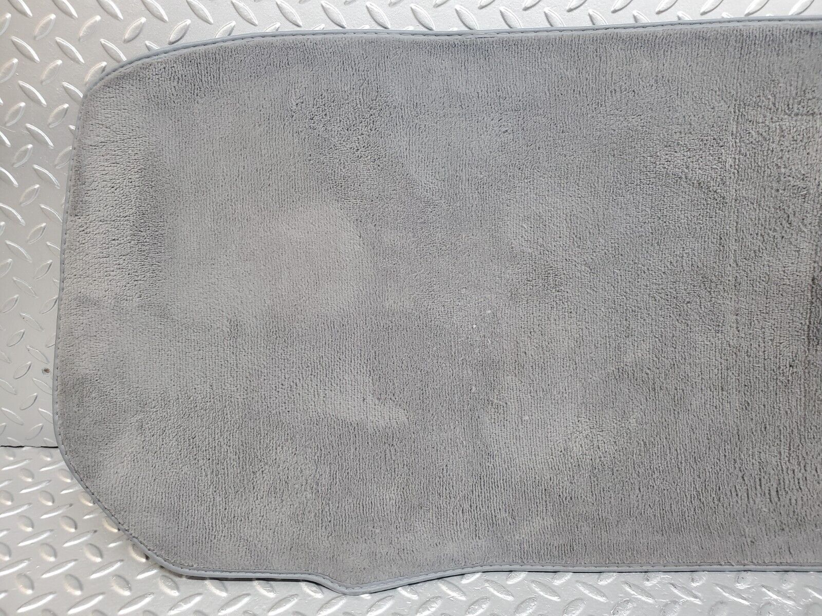 44778 Mercedes-Benz W124 220E Front Left Floor Mat 1246805140