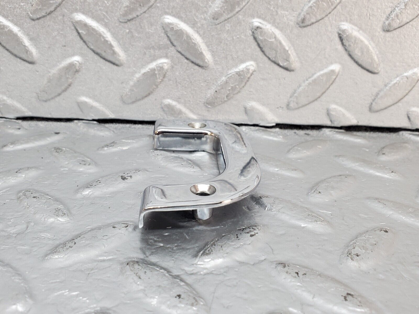 44389 Mercedes-Benz W123 280E Interior Chrome Door Latch Trim Right 1237230224