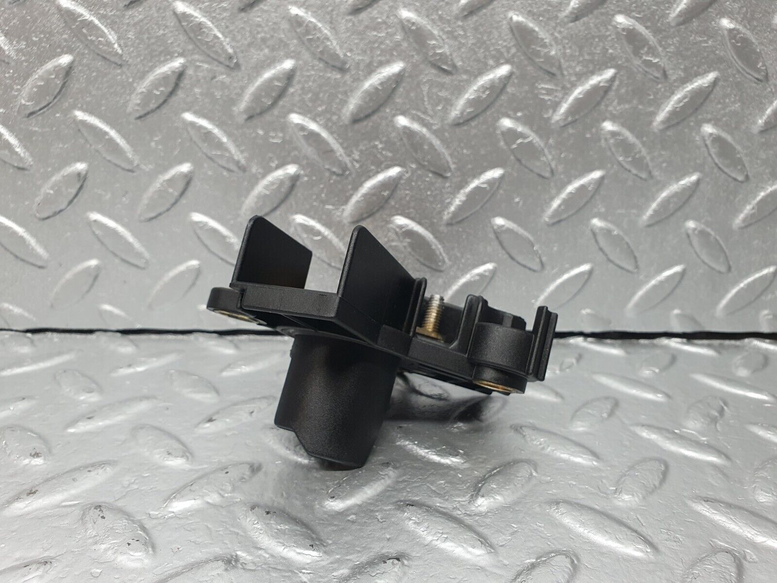 42237 Mercedes-Benz R129 320SL Coupe Positive Battery Cable Connector 1295460141