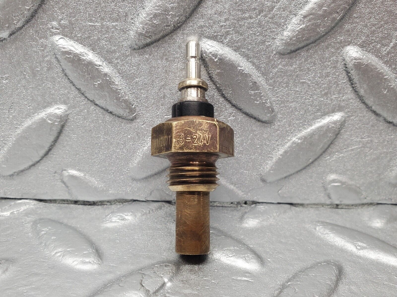 46582 Mercedes-Benz C123 280CE Coupe Coolant Temperature Sensor VDO 0055421017