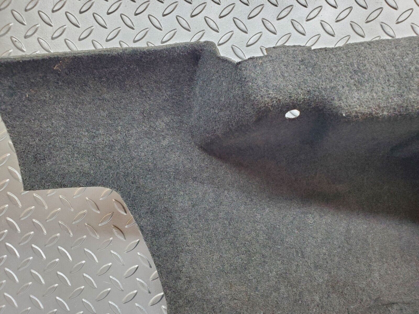 44698 Mercedes-Benz W124 220E Trunk Panel Cover Left 1246901026