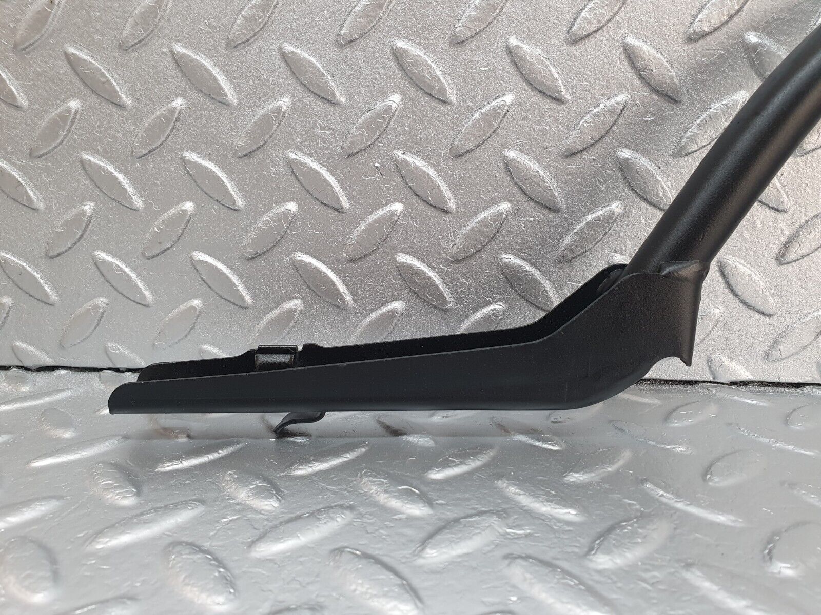 42840 Mercedes-Benz W201 190 2.0L Trunk Lid Hinge Left Side