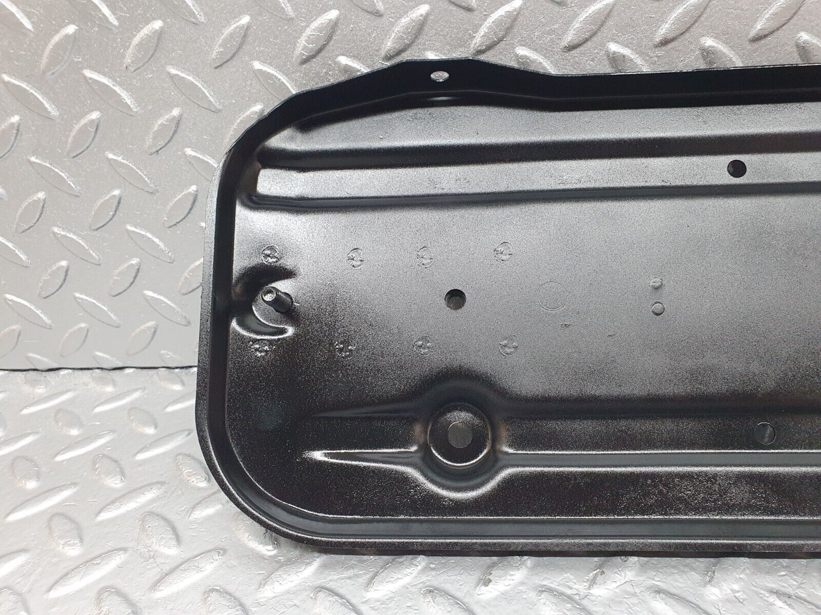 42351 Mercedes-Benz R129 320SL Coupe Battery Tray