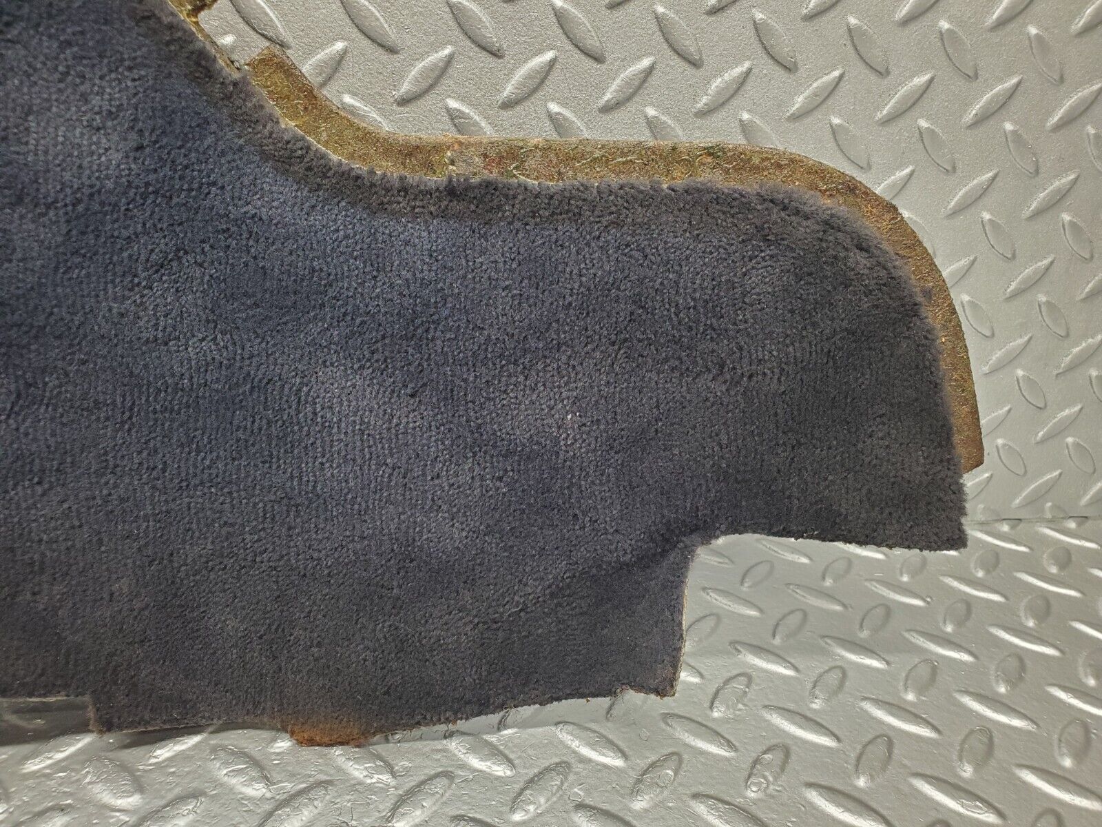 46415 Mercedes-Benz C123 280CE Coupe Centre Console Carpet Left Side Black