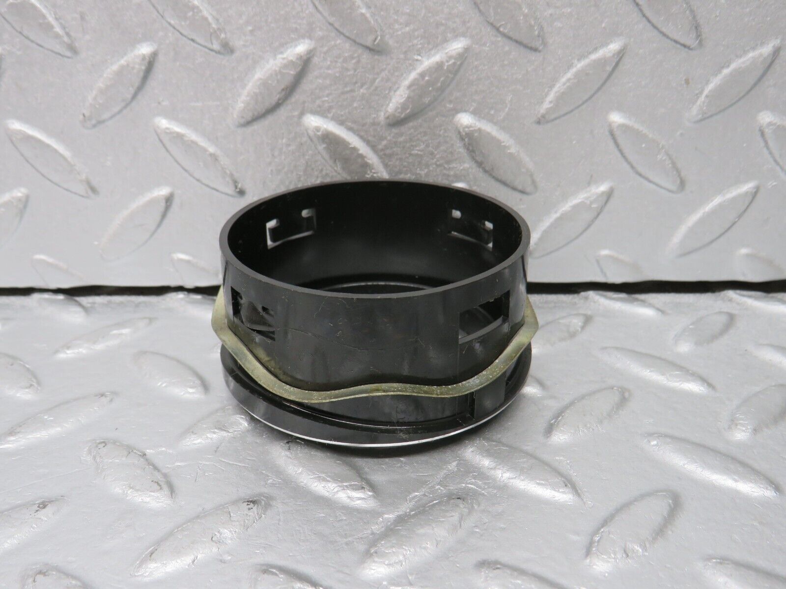 39183 Mercedes-Benz R107 500SL Dashboard Air Vent Chrome Bezel