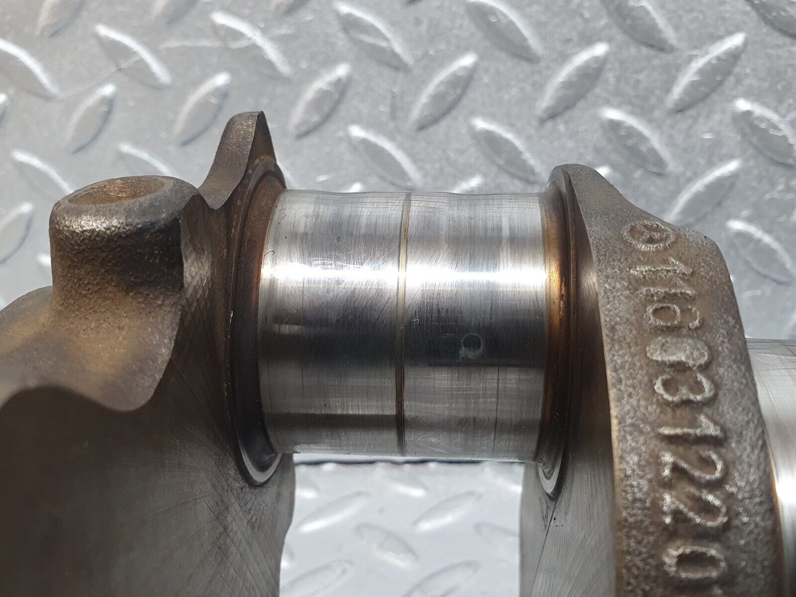 43811 Mercedes-Benz C126 380SEC Coupe Crankshaft 1160312201