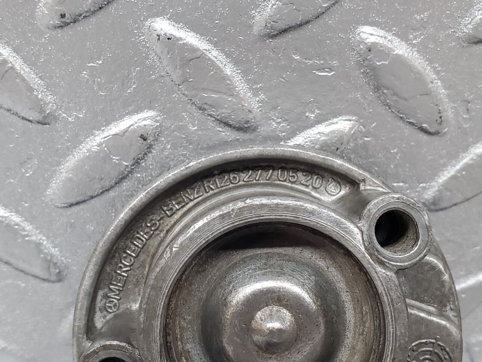 44573 Mercedes-Benz W123 280E Automatic Gearbox Secondary Pump 722.309 1262770520