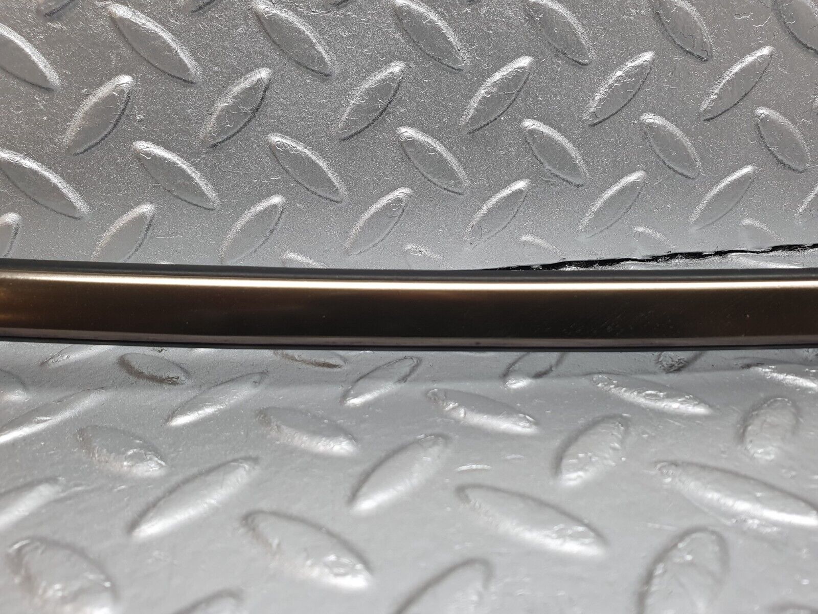 42109 Mercedes-Benz W202 C200 Rear Windscreen Lower Trim