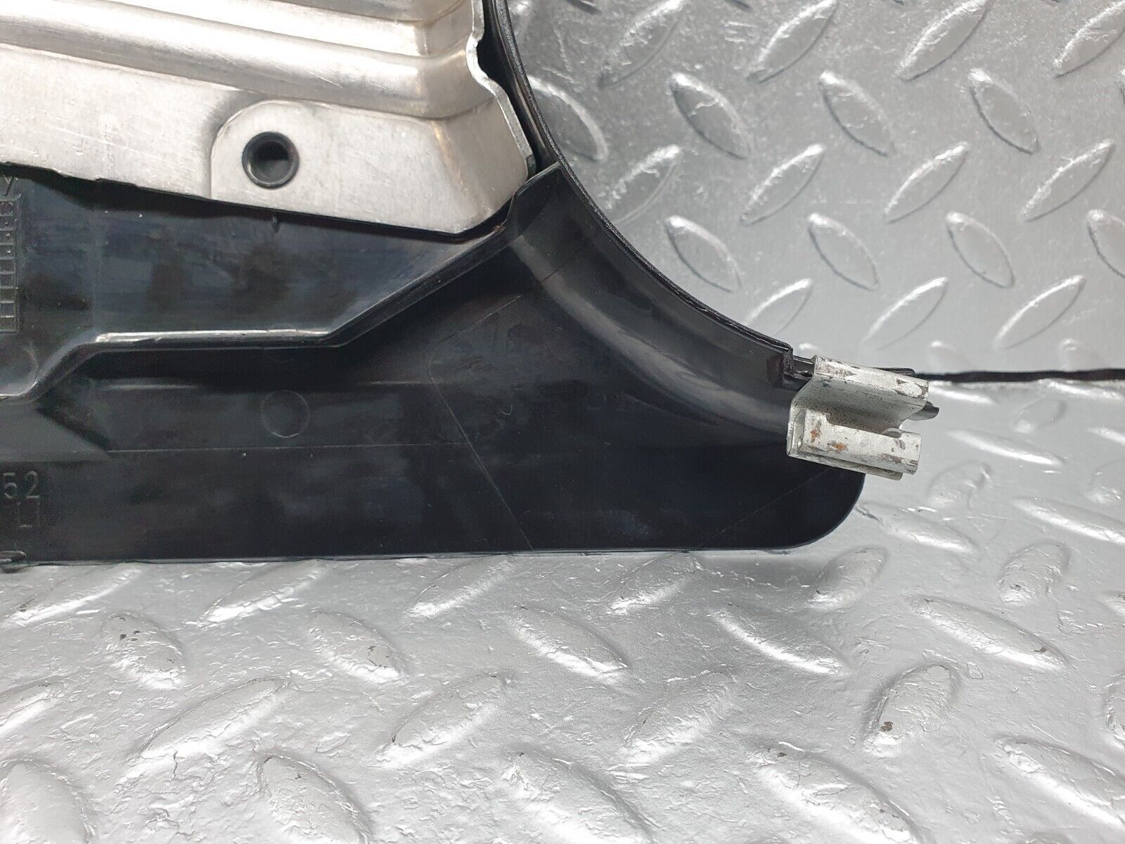 41780 Mercedes-Benz W202 C200 B Pillar Bottom Cover Left 2026902330