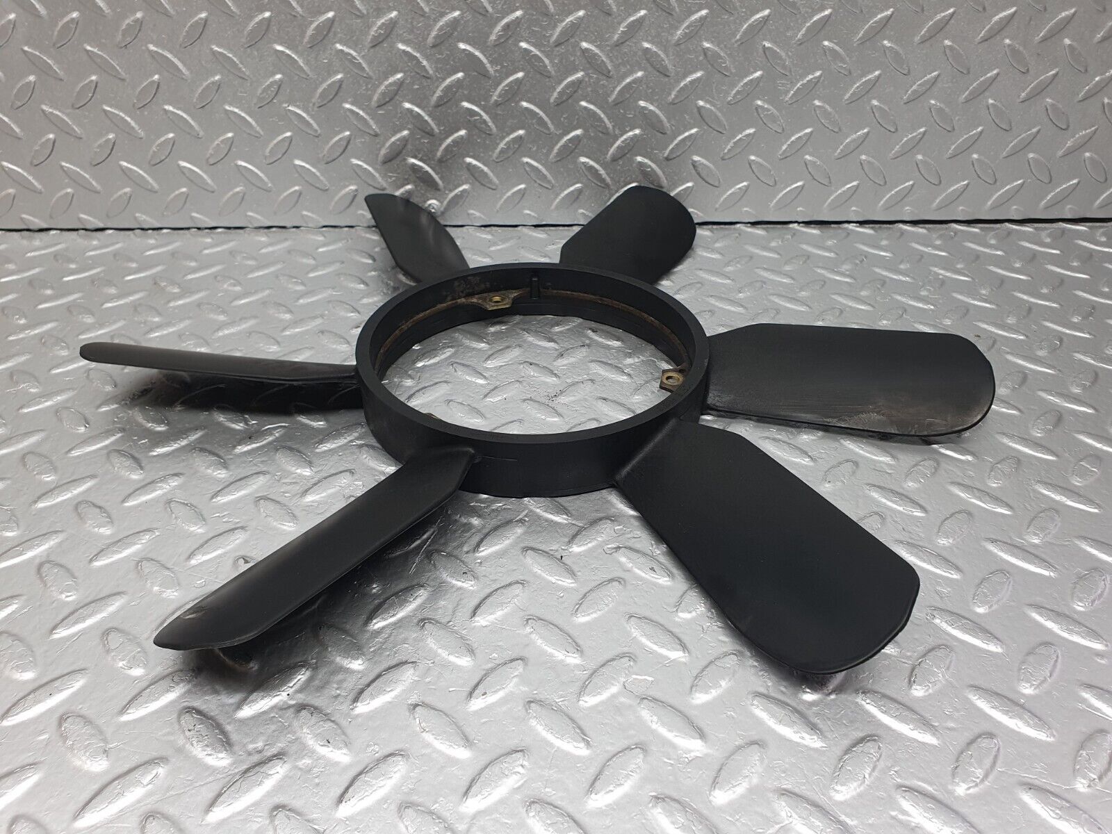 42294 Mercedes-Benz R129 320SL Coupe Engine Cooling Fan 1032000623