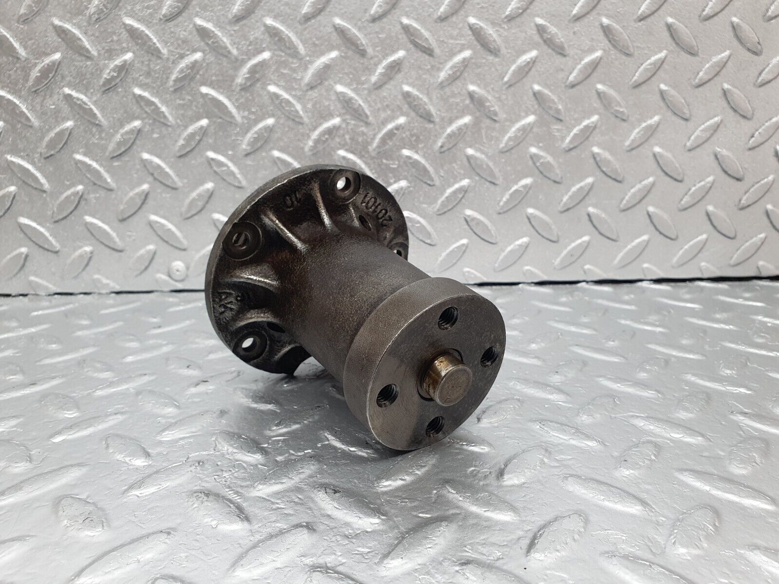 43344 Mercedes-Benz W108 280SE Water Pump 1102010110