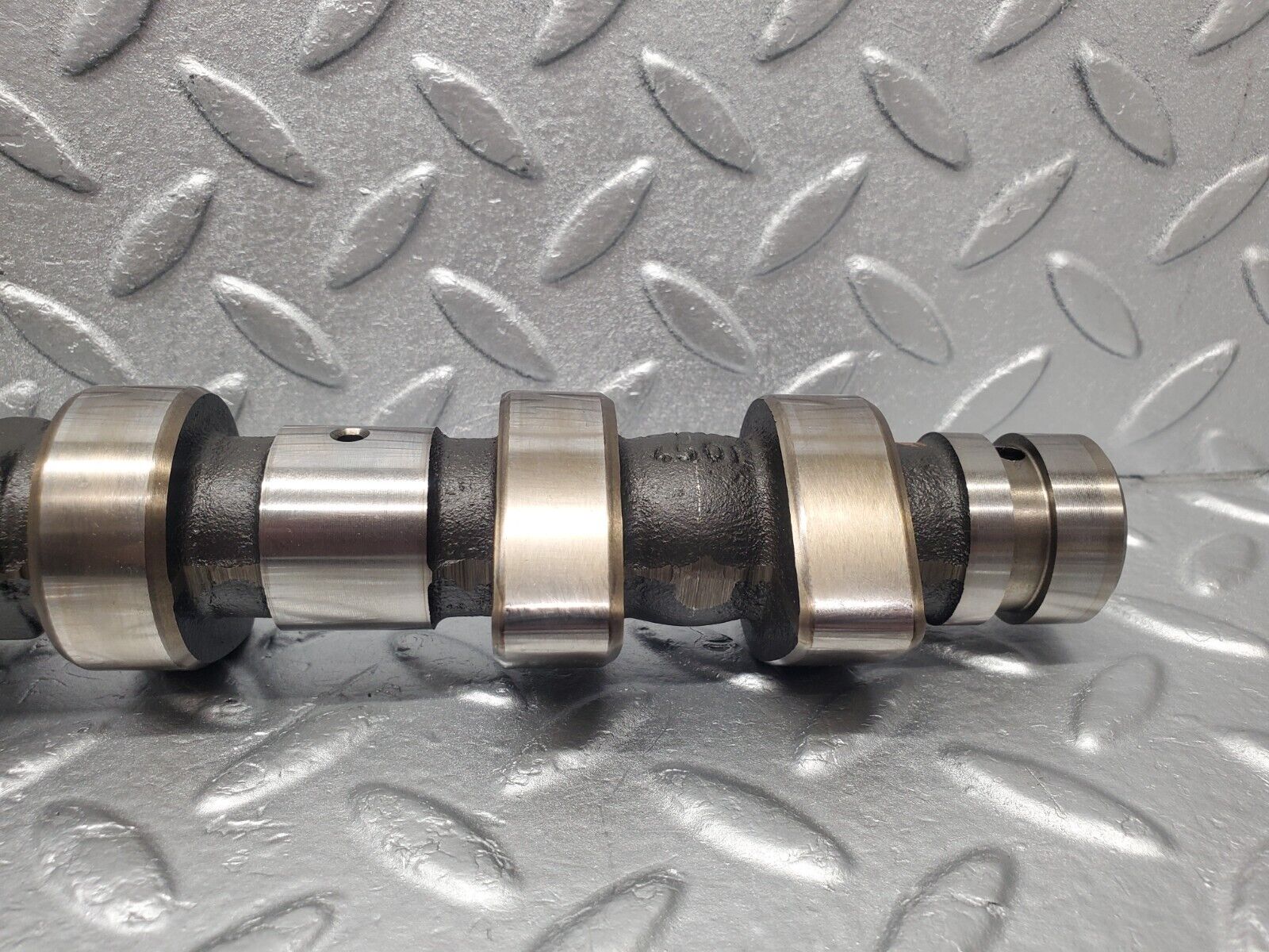 46223 Mercedes-Benz W124 280E Camshaft R1044501