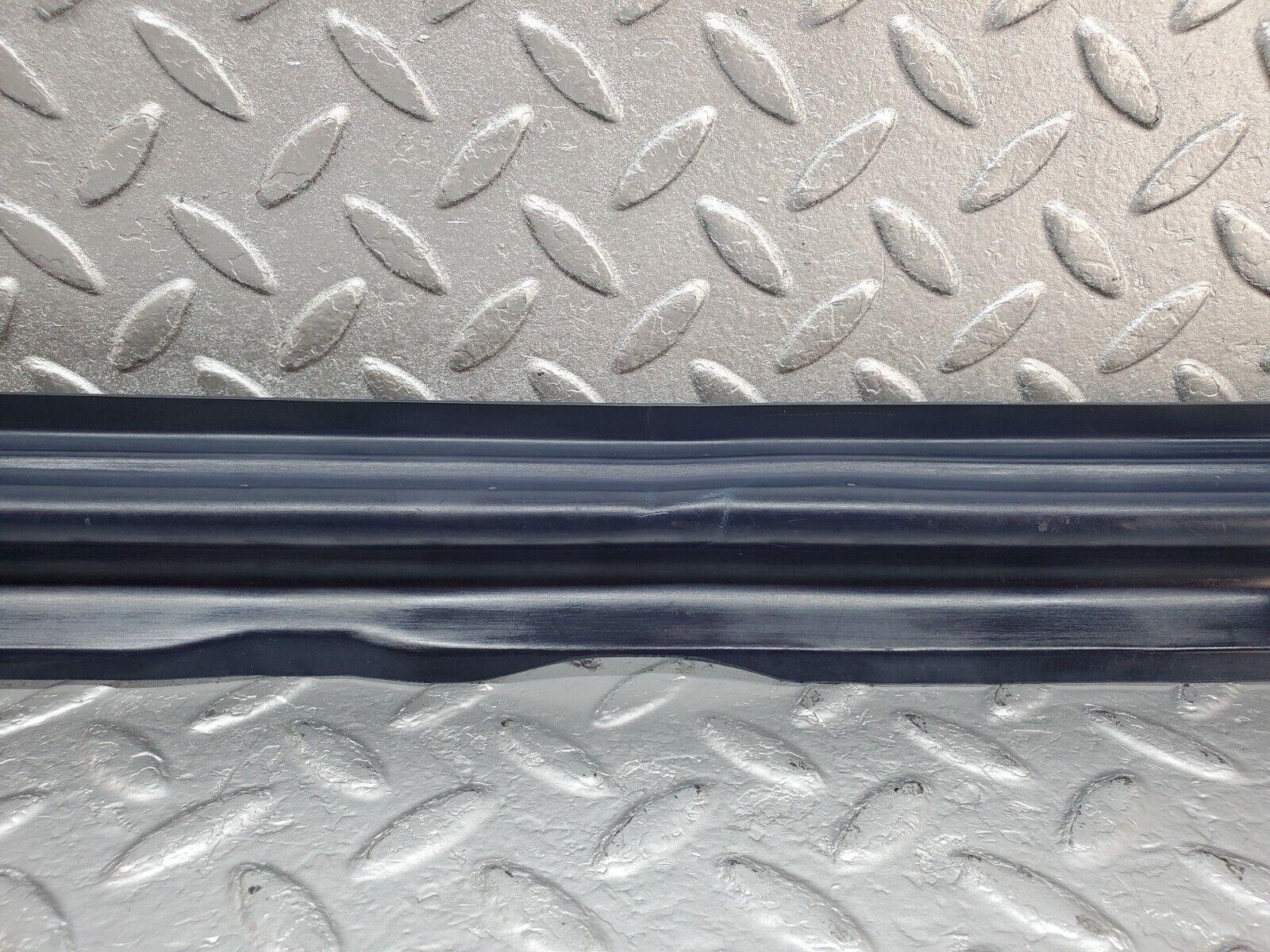 45121 Mercedes-Benz R129 300SL Coupe Right Door Sill Trim Blue 1297271088