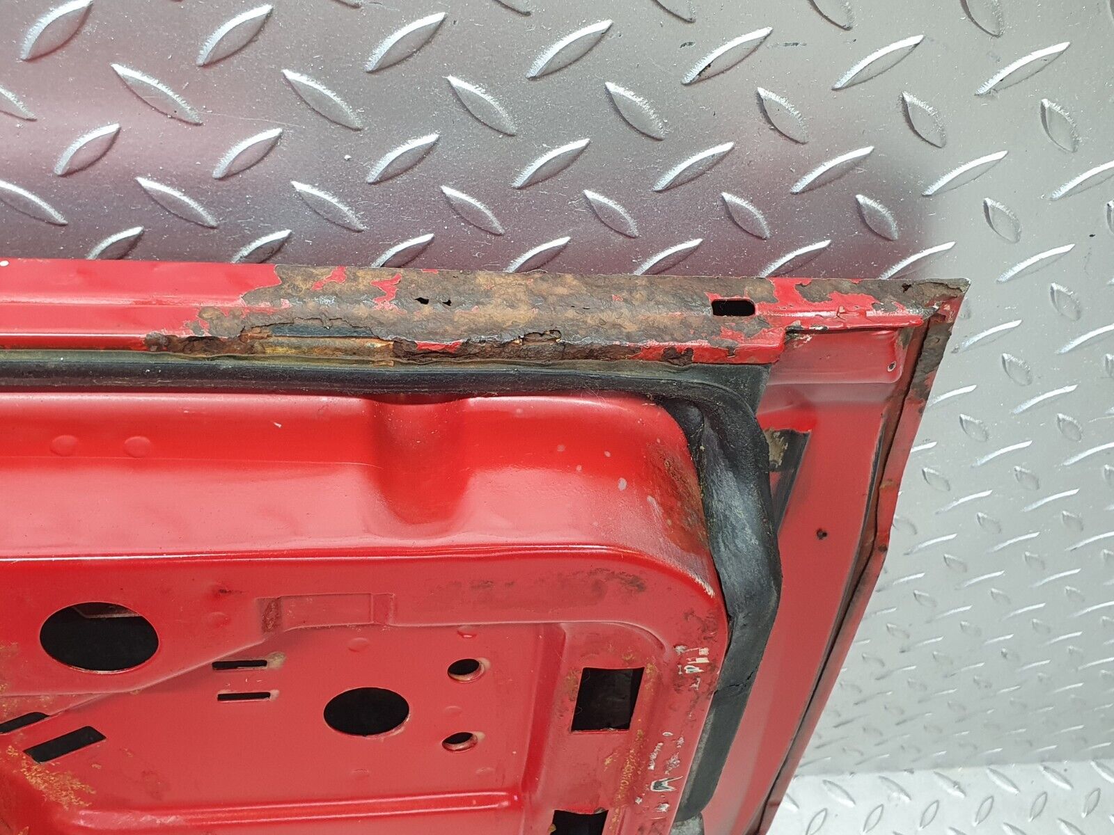 43817 Mercedes-Benz C126 380SEC Coupe Right Door