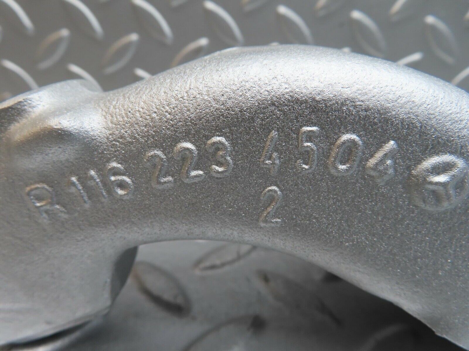 13706 Mercedes-Benz R107 450SL Engine Mount Bracket Right Side 1162234504