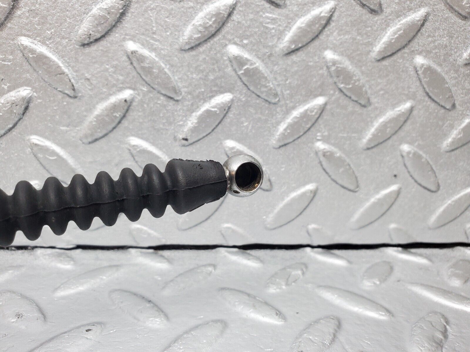 45497 Mercedes-Benz W124 260E Automatic Gearbox Cable 722.409