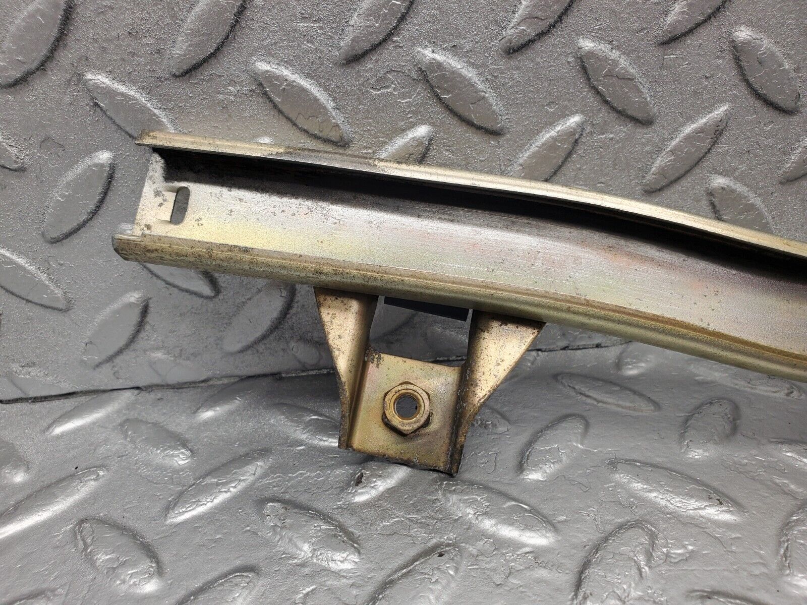 46353 Mercedes-Benz C123 280CE Coupe Rear Right Window Channel