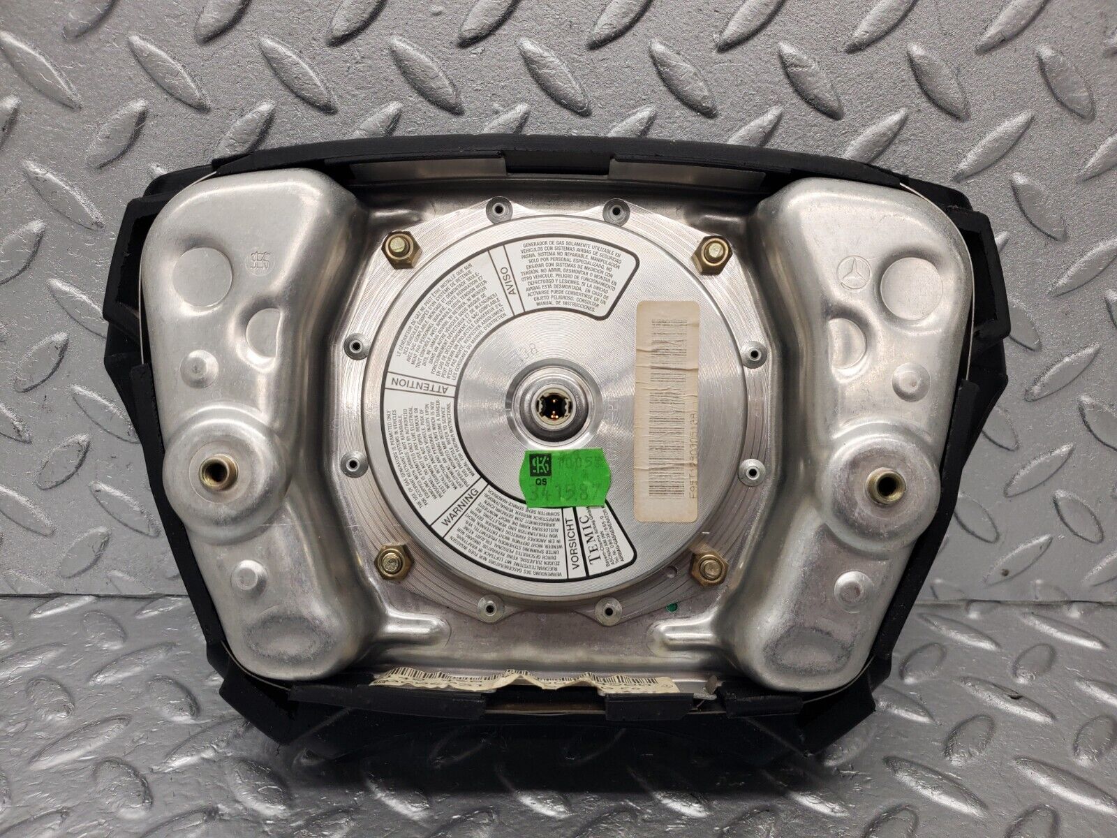 46108 Mercedes-Benz W202 C180 Steering Wheel Airbag 0006951305