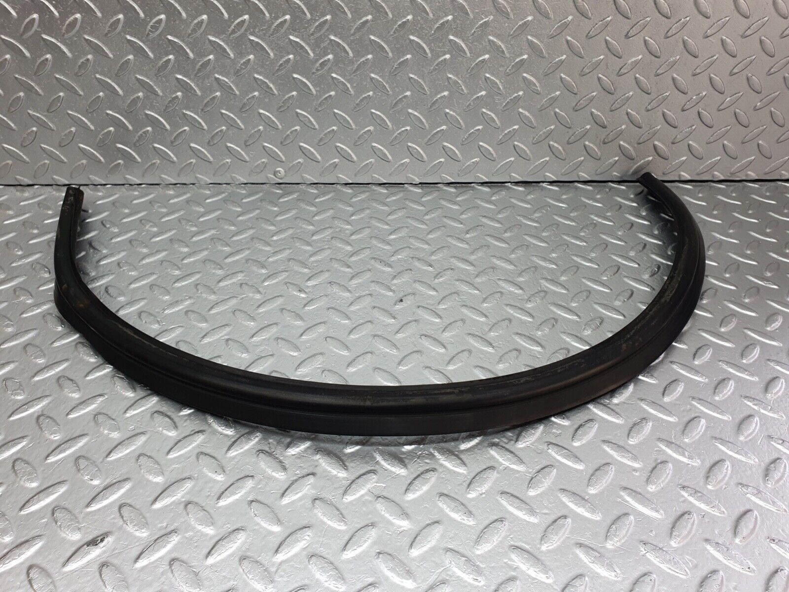 43018 Mercedes-Benz W201 190 Inner Mudguard Panelling Front Left 2018840135