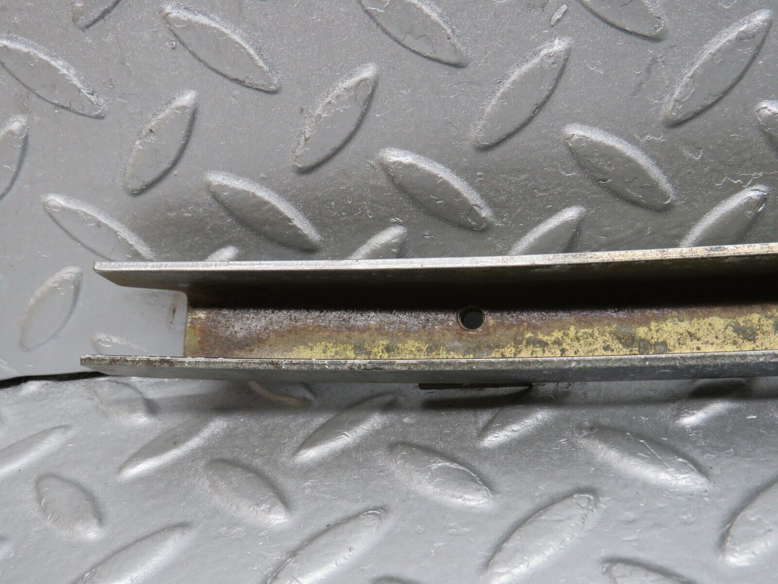 39169 Mercedes-Benz R107 500SL Left Door Window Channel