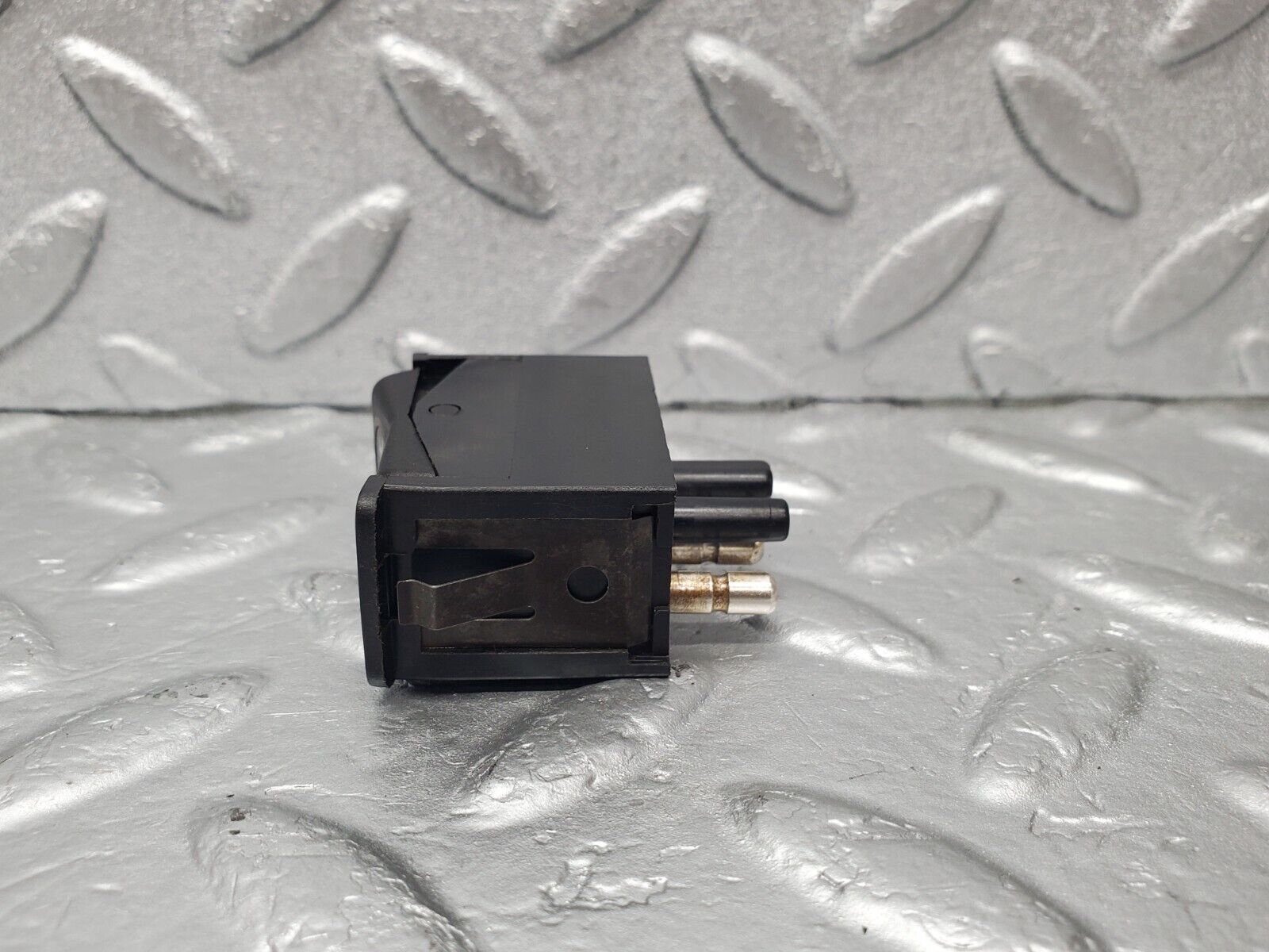 46543 Mercedes-Benz C123 280CE Coupe Interior Light Switch 0008205910