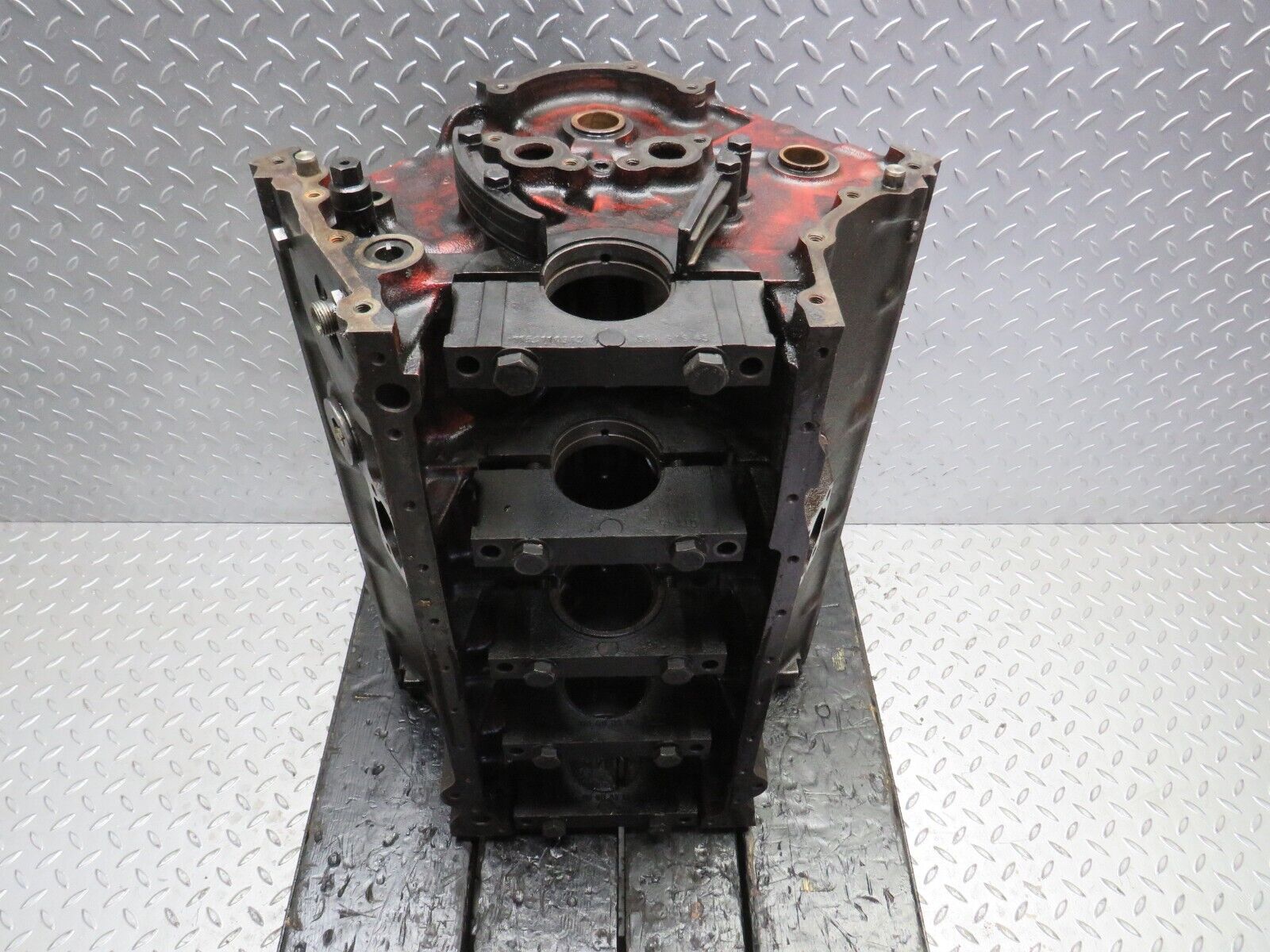 32806 Mercedes-Benz C107 R107 350 V8 Engine Block 1160110601 M116.982