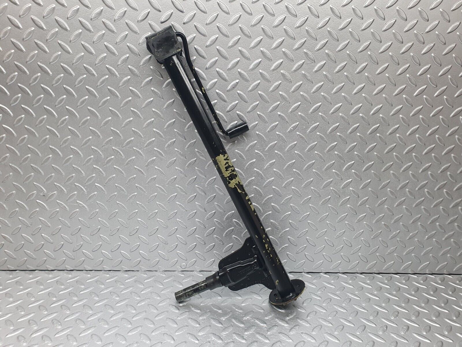 43924 Mercedes-Benz C123 230CE Coupe Car Jack 1235830715