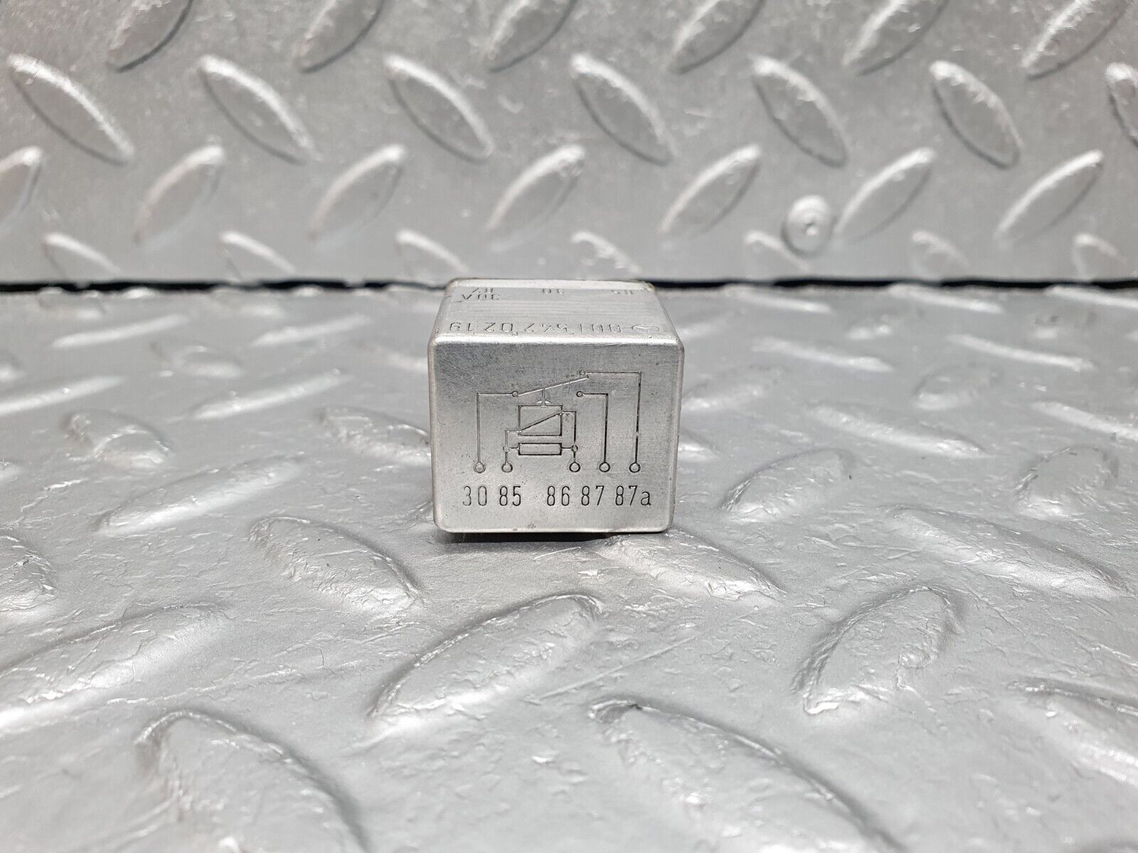 41642 Mercedes-Benz W124 200E Multi Purpose Relay 0015420219