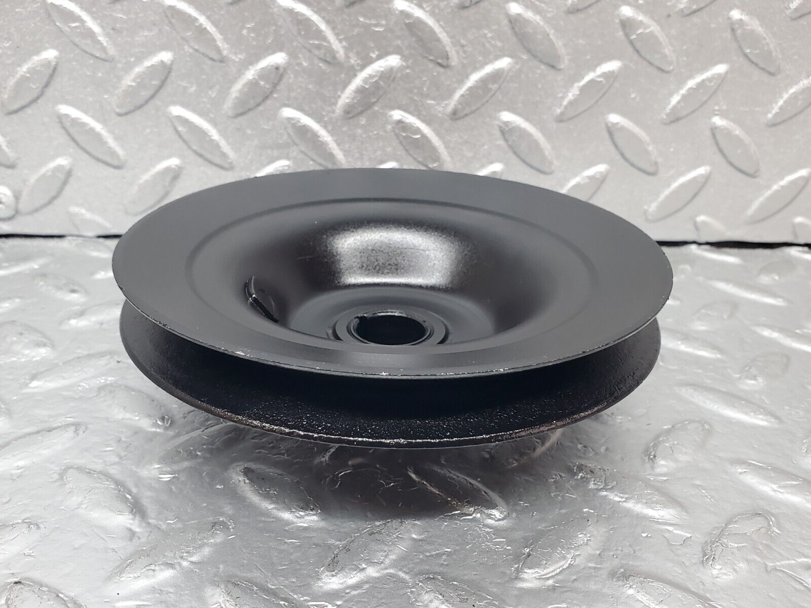 44479 Mercedes-Benz W123 280E Power Steering Pump Pulley 6154660315