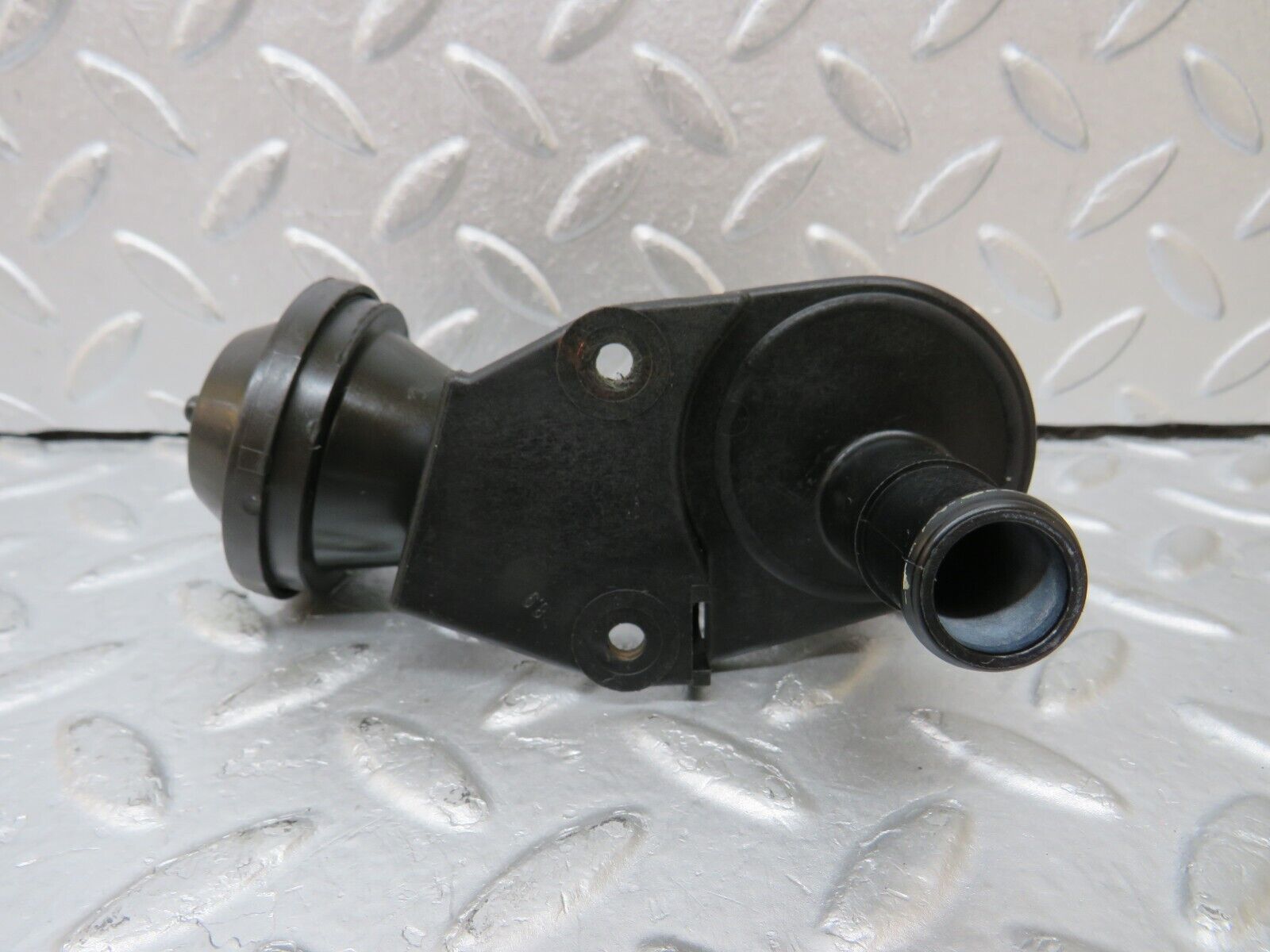 35387 Mercedes-Benz R107 280SL Heater Control Valve 1078300584