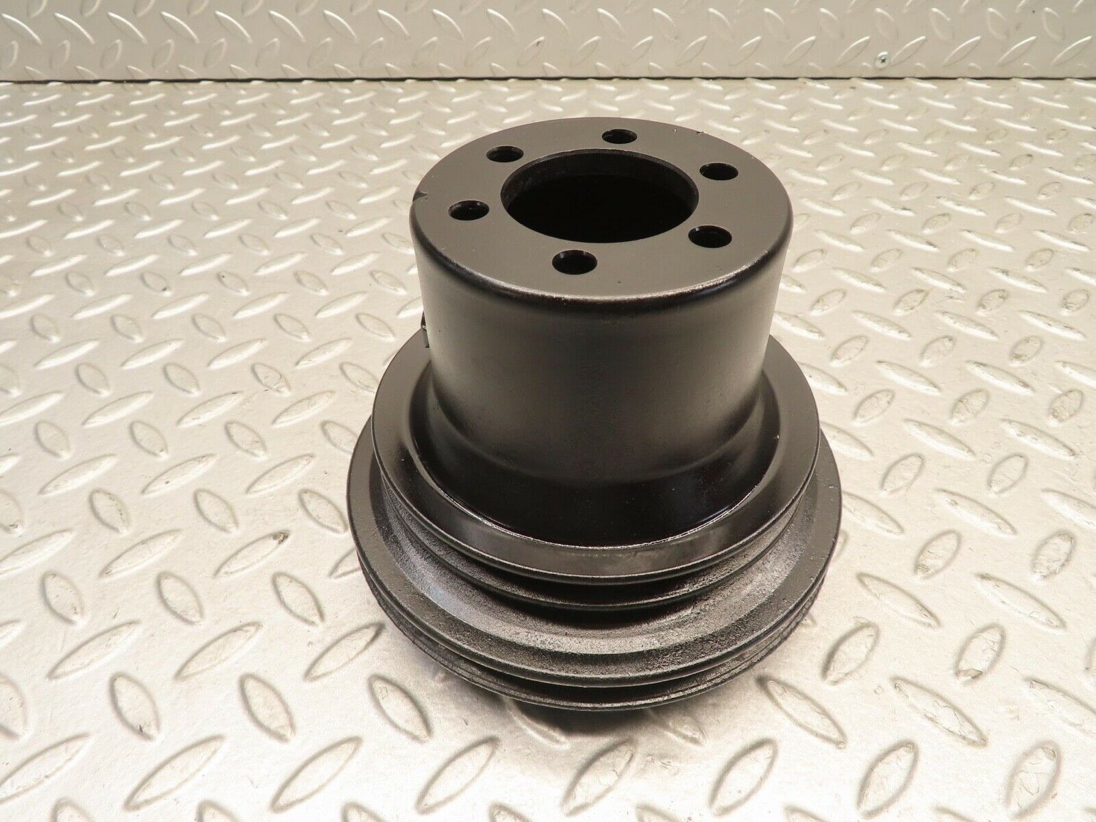 11782 Mercedes-Benz R107 450SL Crankshaft Pulley