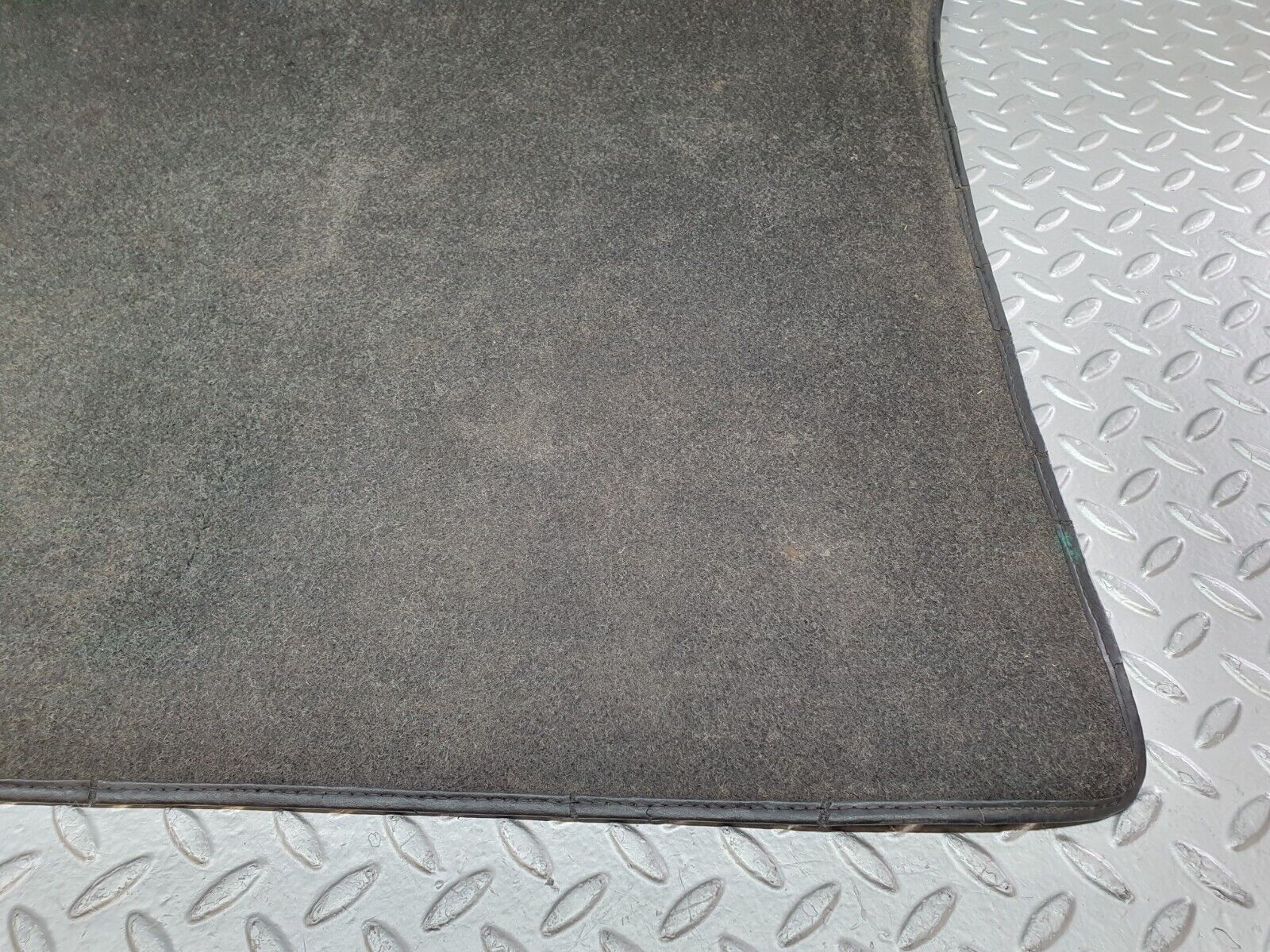 41716 Mercedes-Benz W124 200E Trunk Boot Floor Carpet