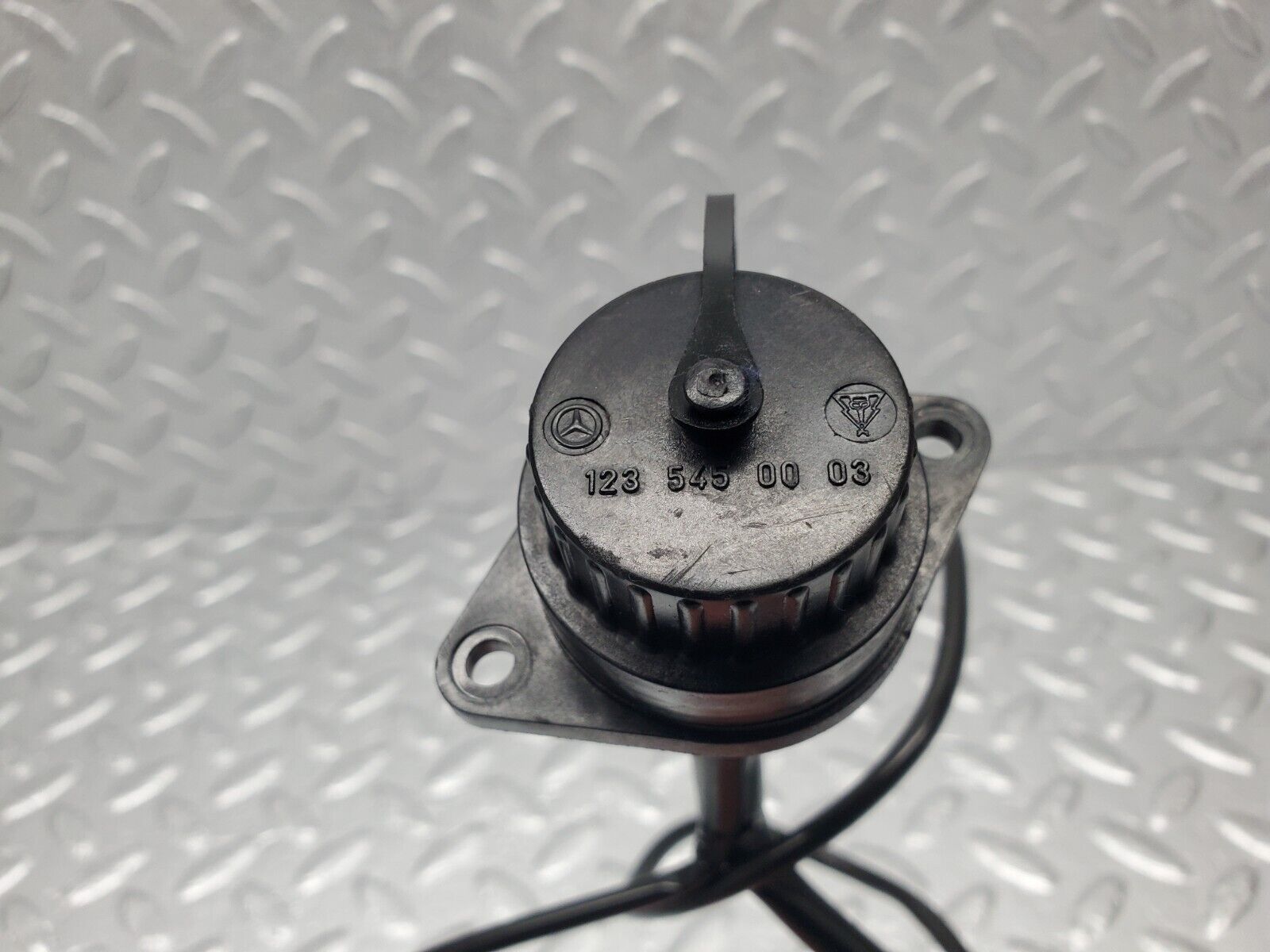 46397 Mercedes-Benz C123 280CE Coupe Diagnostic Connector 1235450026 1235450003